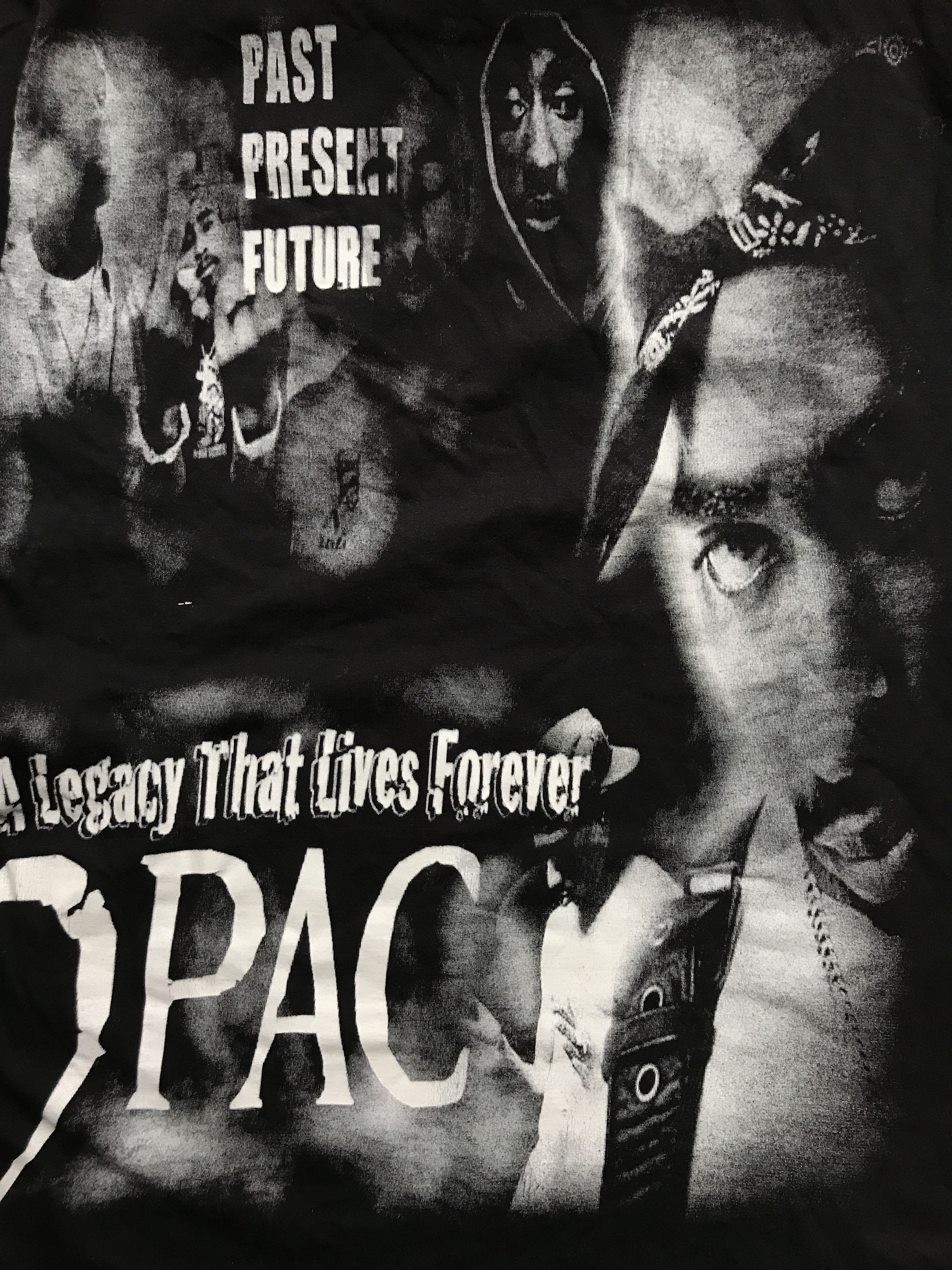 Vintage Vintage Tupac 2Pac bootleg T-shirt Raptee Size US M / EU 48-50 / 2 - 8 Thumbnail