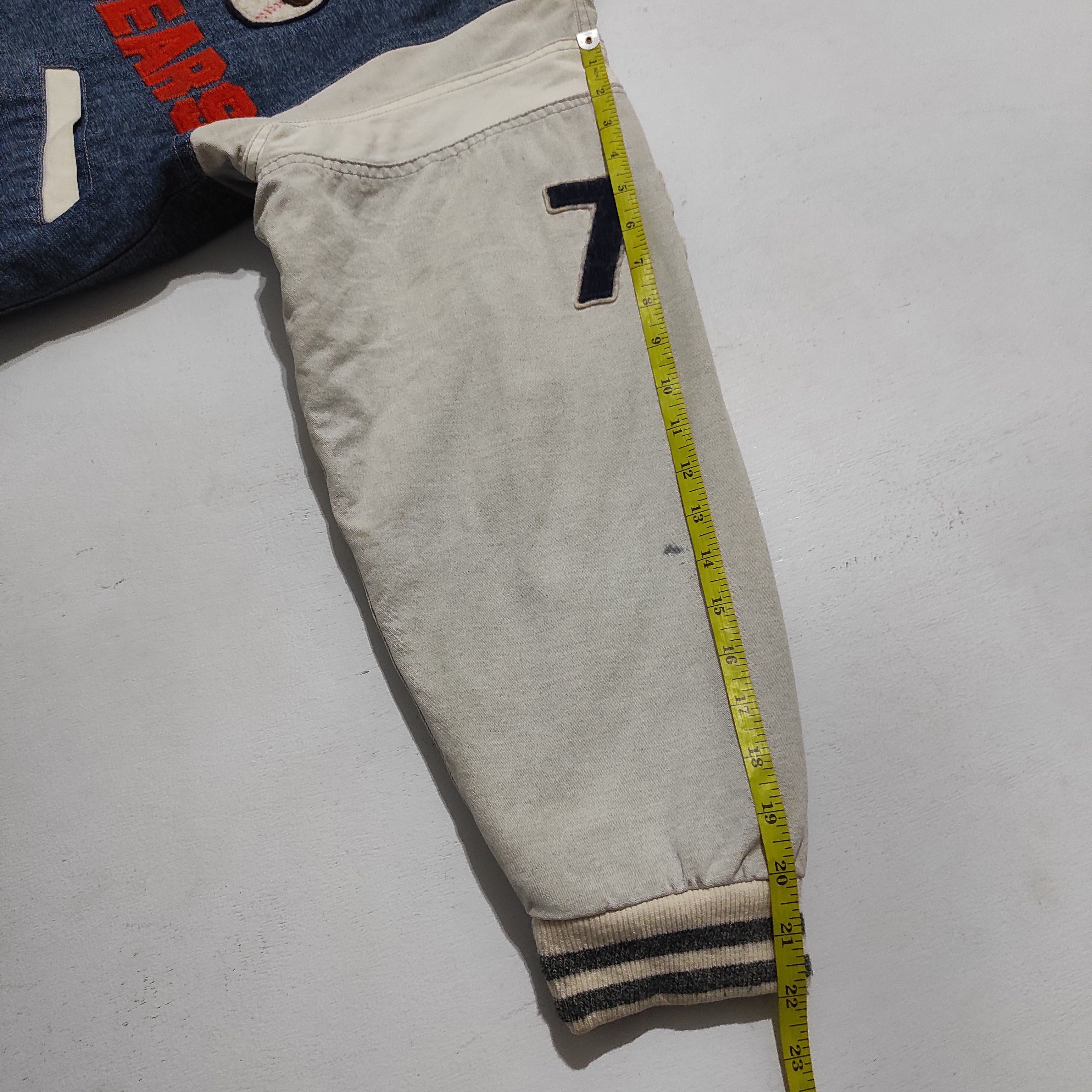 Japanese Brand VINTAGE TEAM BEAR'S THE BOX VARSITY JACKET Size US M / EU 48-50 / 2 - 20 Thumbnail