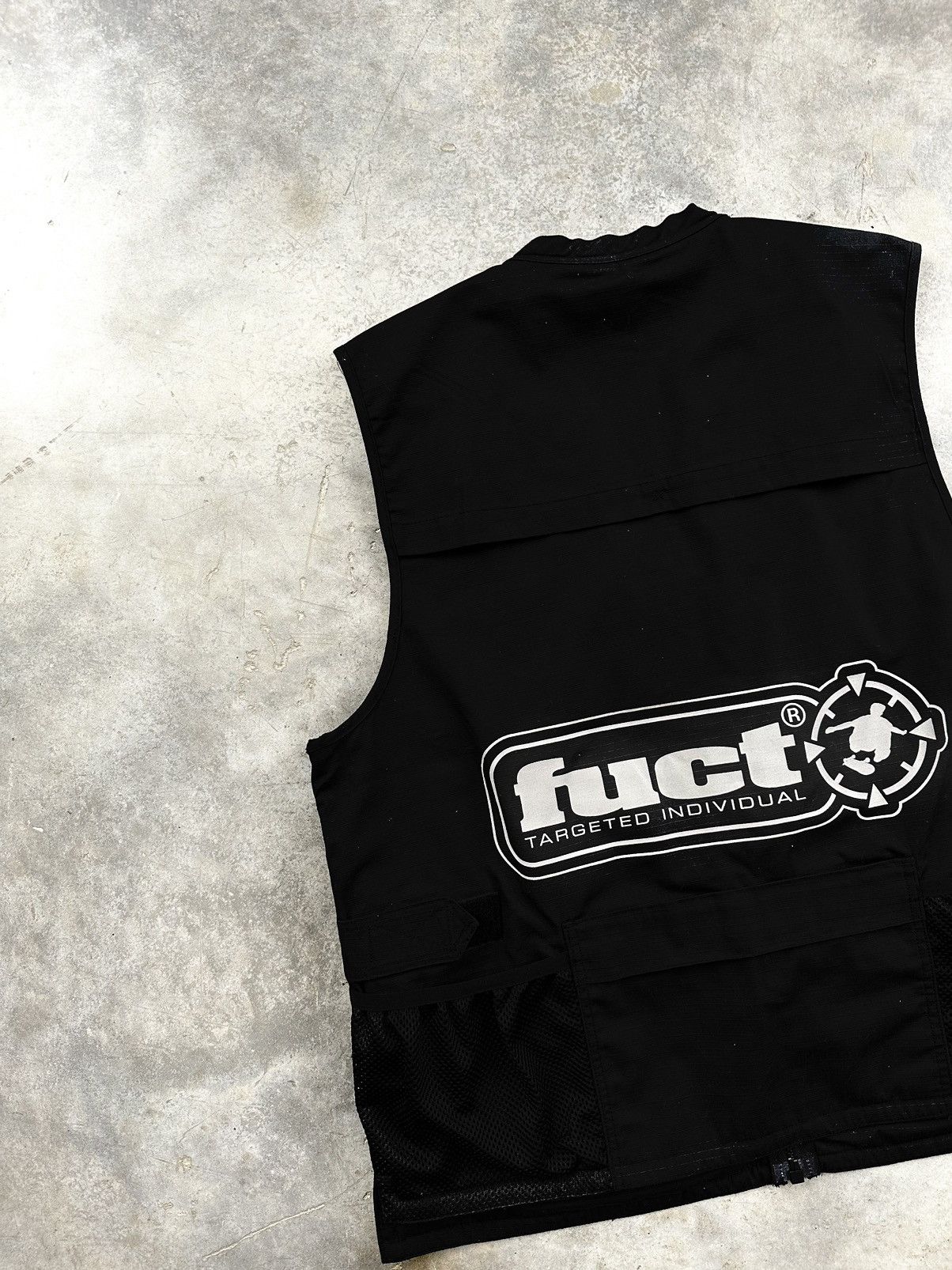 FUCT Fuct Targeted Individual Crosshairs Tactical Tech Vest Black Size US L / EU 52-54 / 3 - 2 Thumbnail