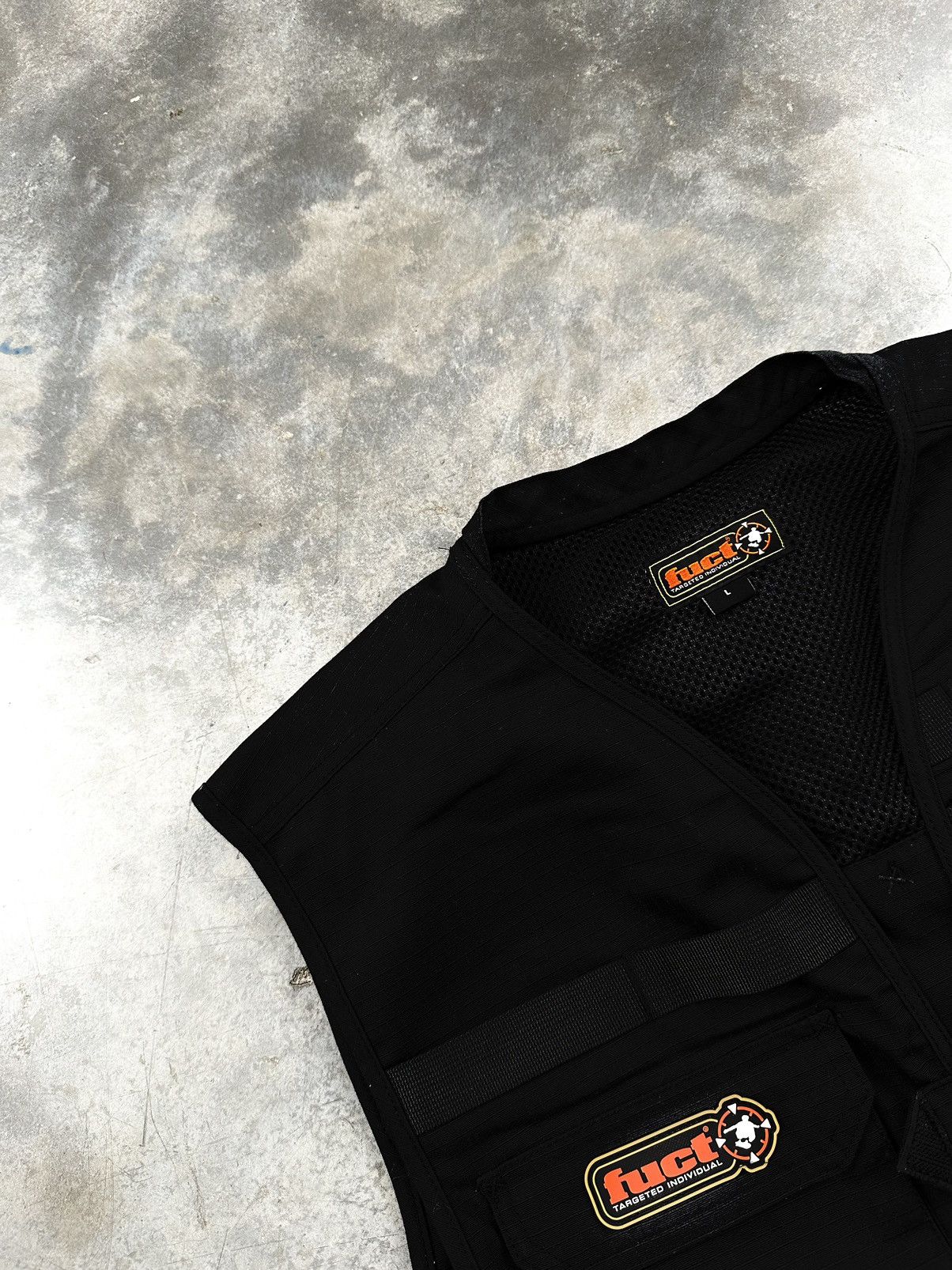 FUCT Fuct Targeted Individual Crosshairs Tactical Tech Vest Black Size US L / EU 52-54 / 3 - 4 Thumbnail