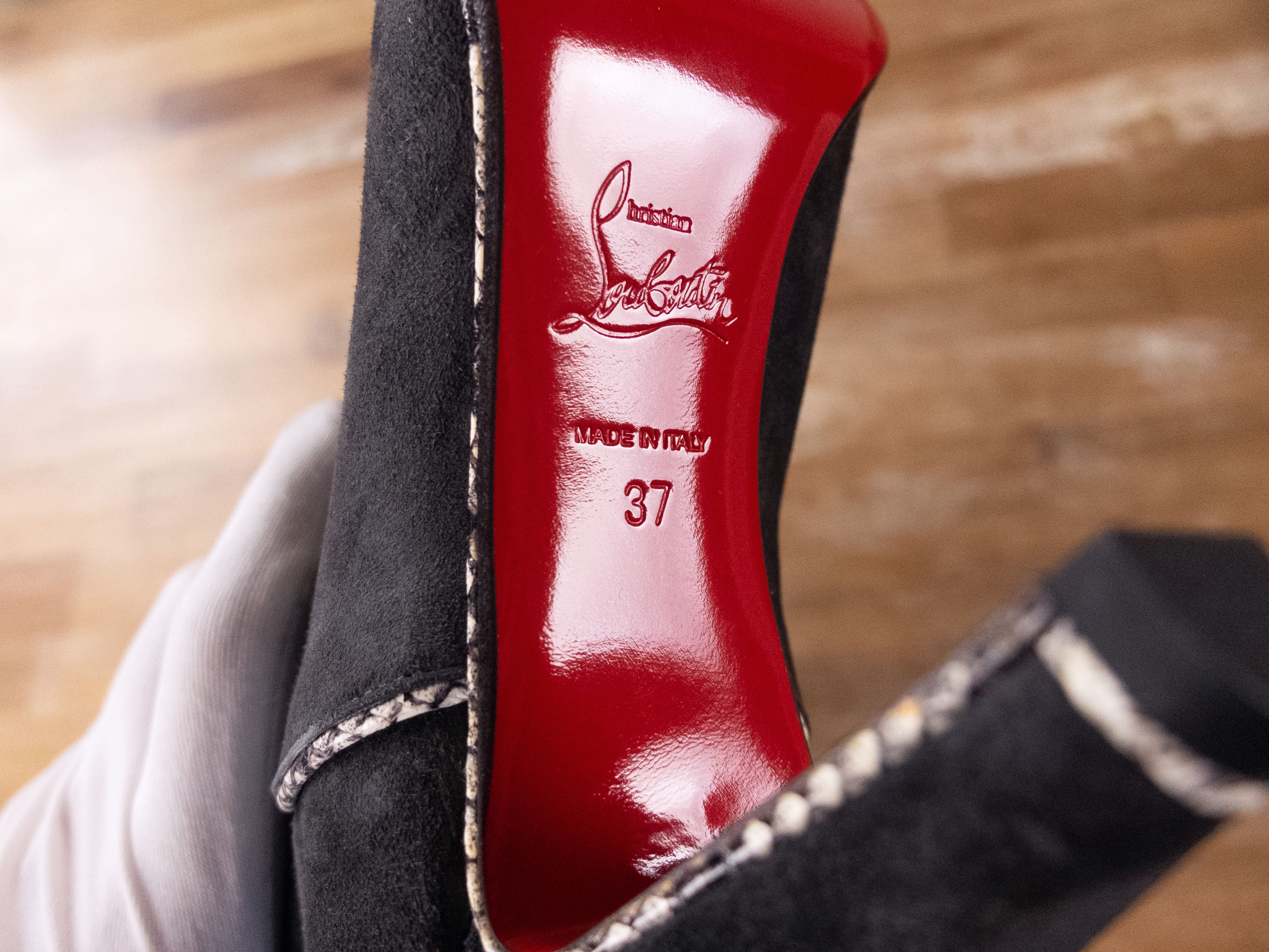 Christian Louboutin CHRISTIAN LOUBOUTIN Louloubotta gray black suede boots 7 37 Size US 7 / IT 37 - 9 Thumbnail