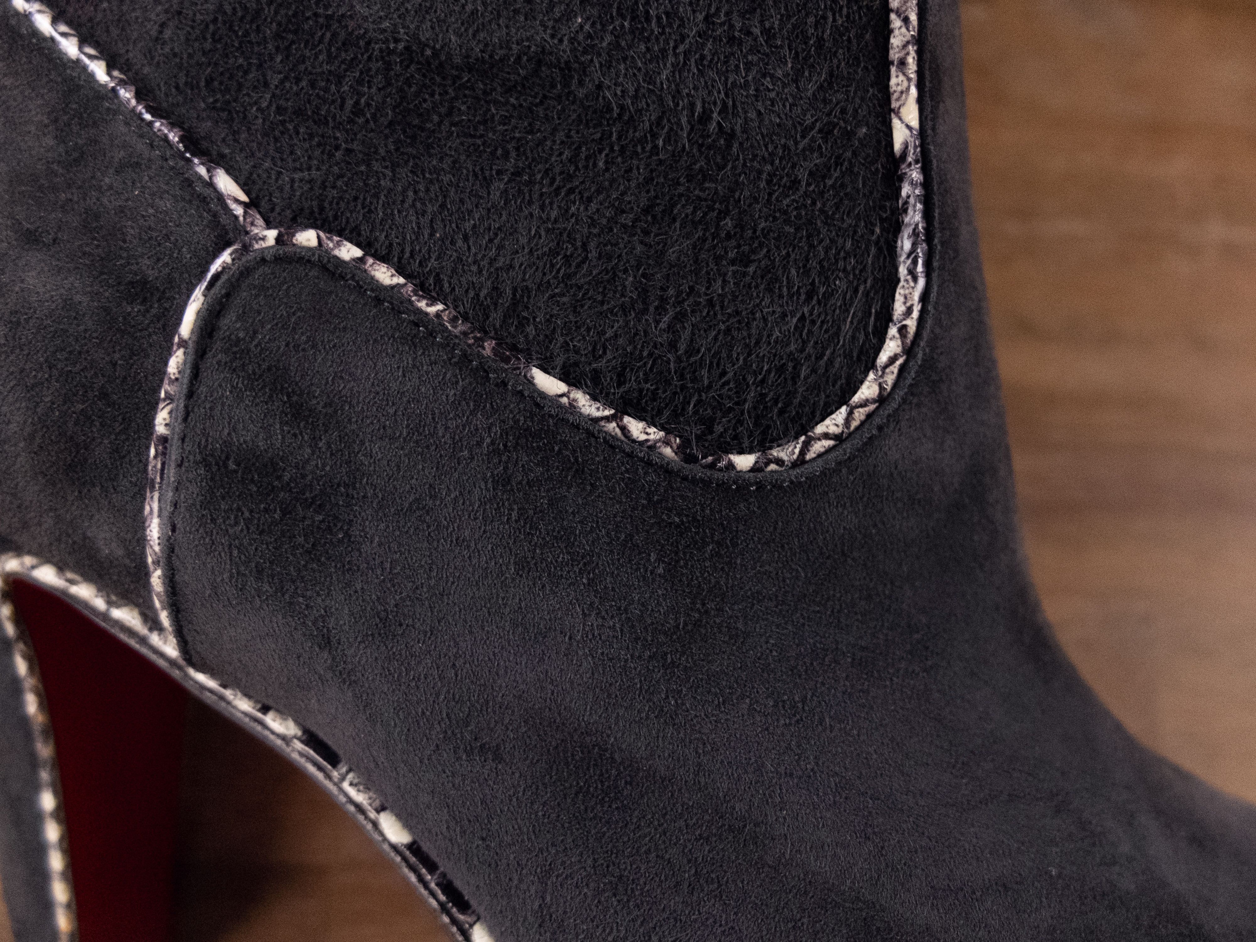 Christian Louboutin CHRISTIAN LOUBOUTIN Louloubotta gray black suede boots 7 37 Size US 7 / IT 37 - 3 Thumbnail