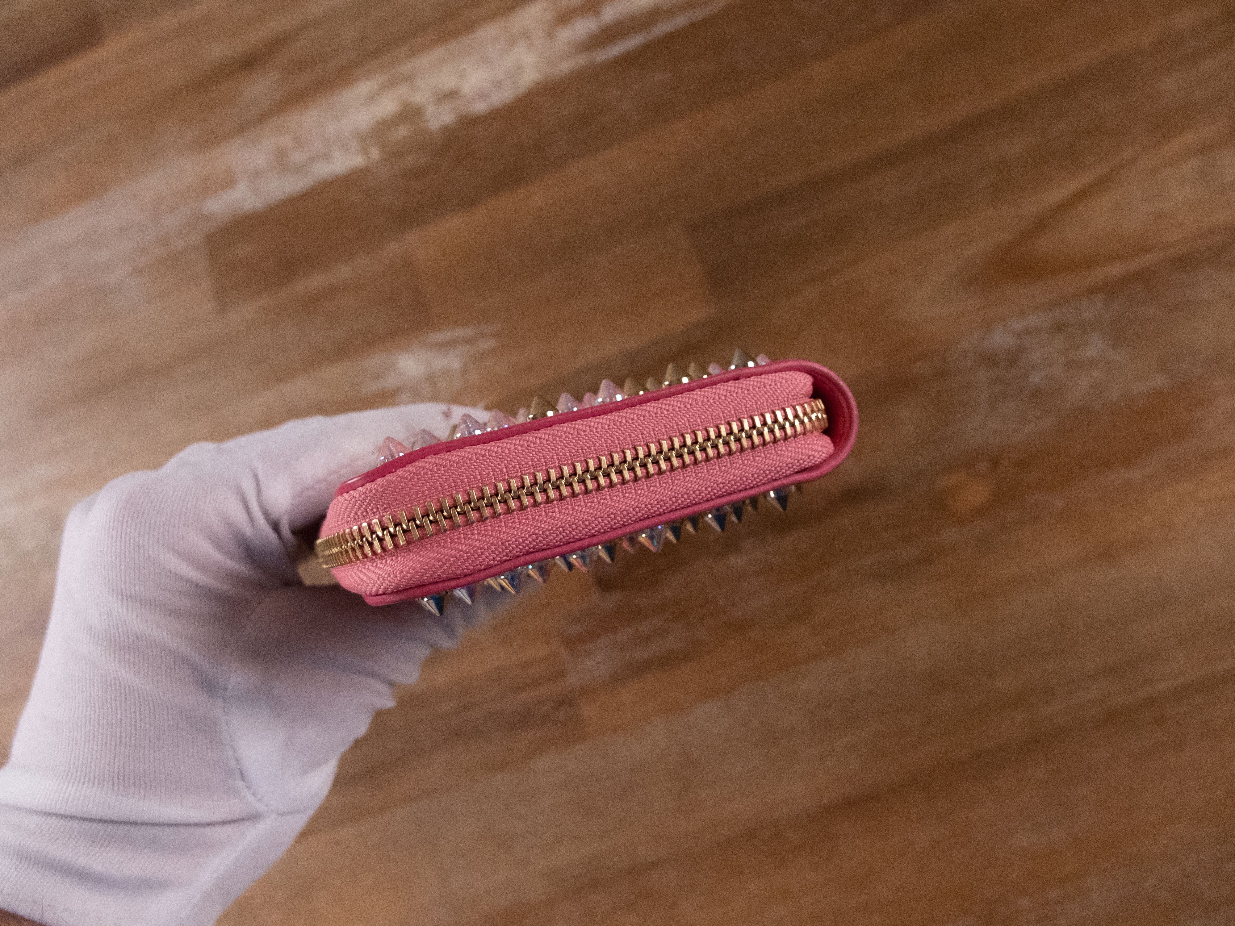 Christian Louboutin CHRISTIAN LOUBOUTIN Panettone pink leather spikes zip wallet Size ONE SIZE - 2 Thumbnail