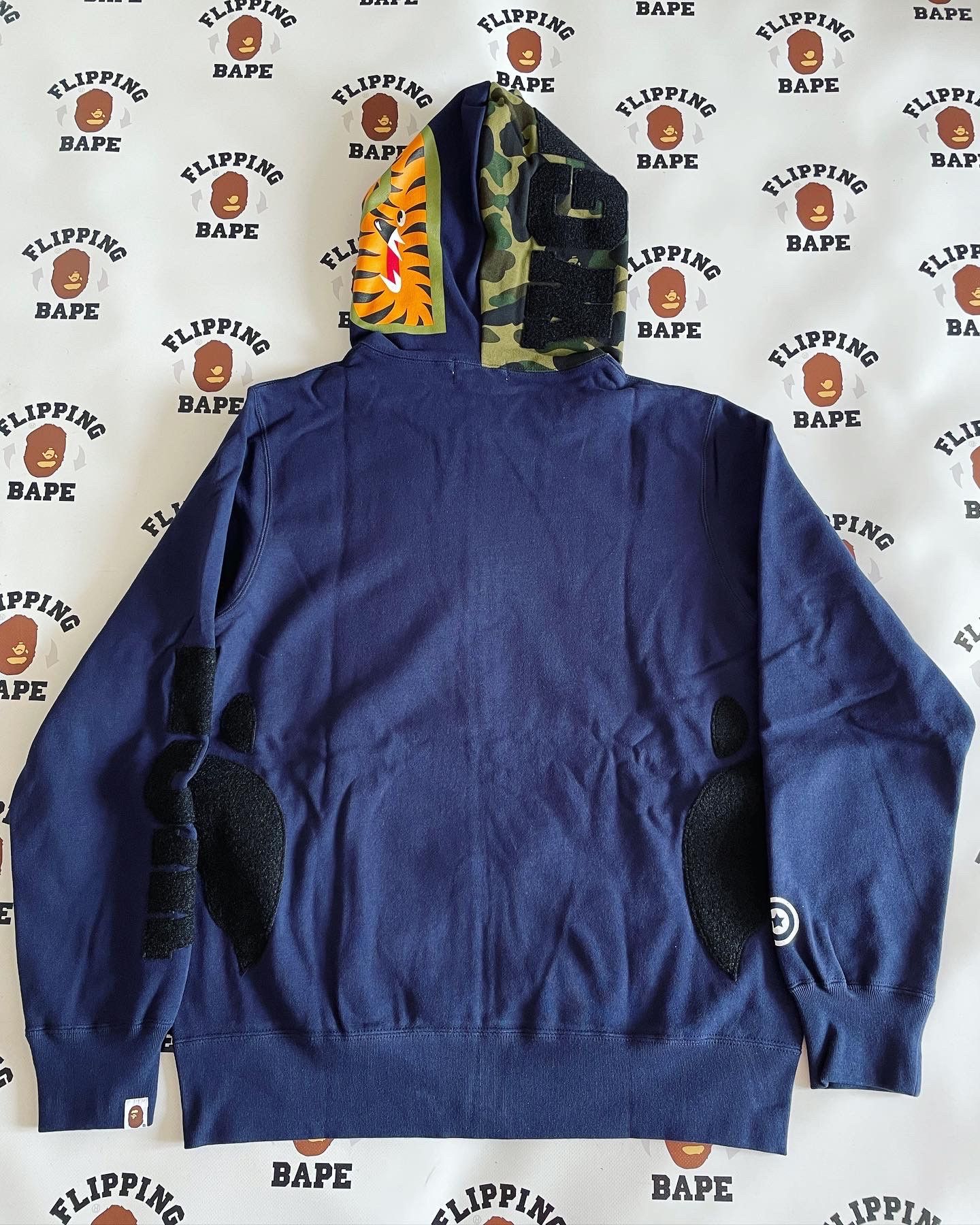 Bape BAPE DETACHABLE SHARK FULL ZIP HOODIE Size US XL / EU 56 / 4 - 3 Thumbnail