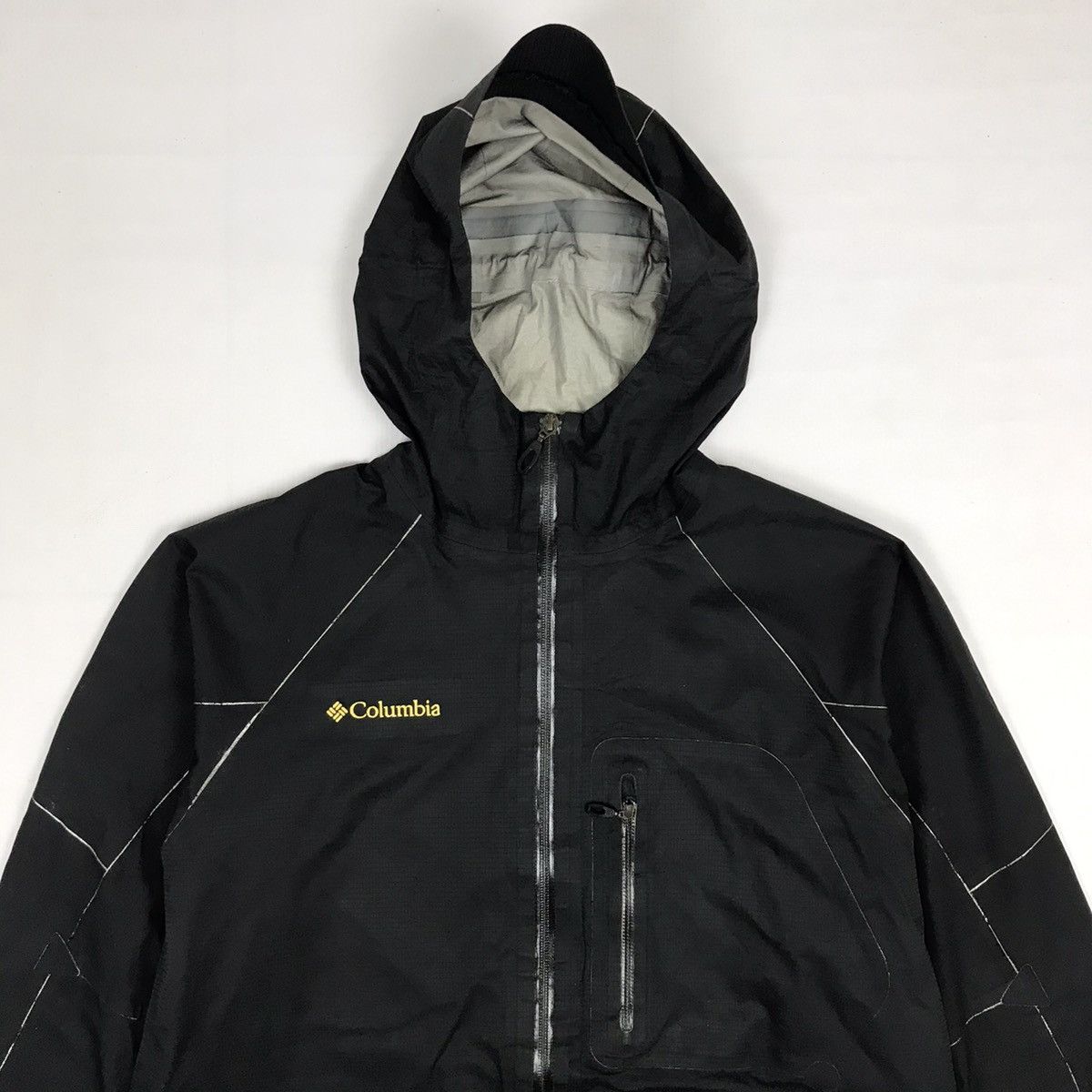 Columbia × Vintage Vintage Columbia Hoodie Waterproof Jacket Size US M / EU 48-50 / 2 - 2 Thumbnail
