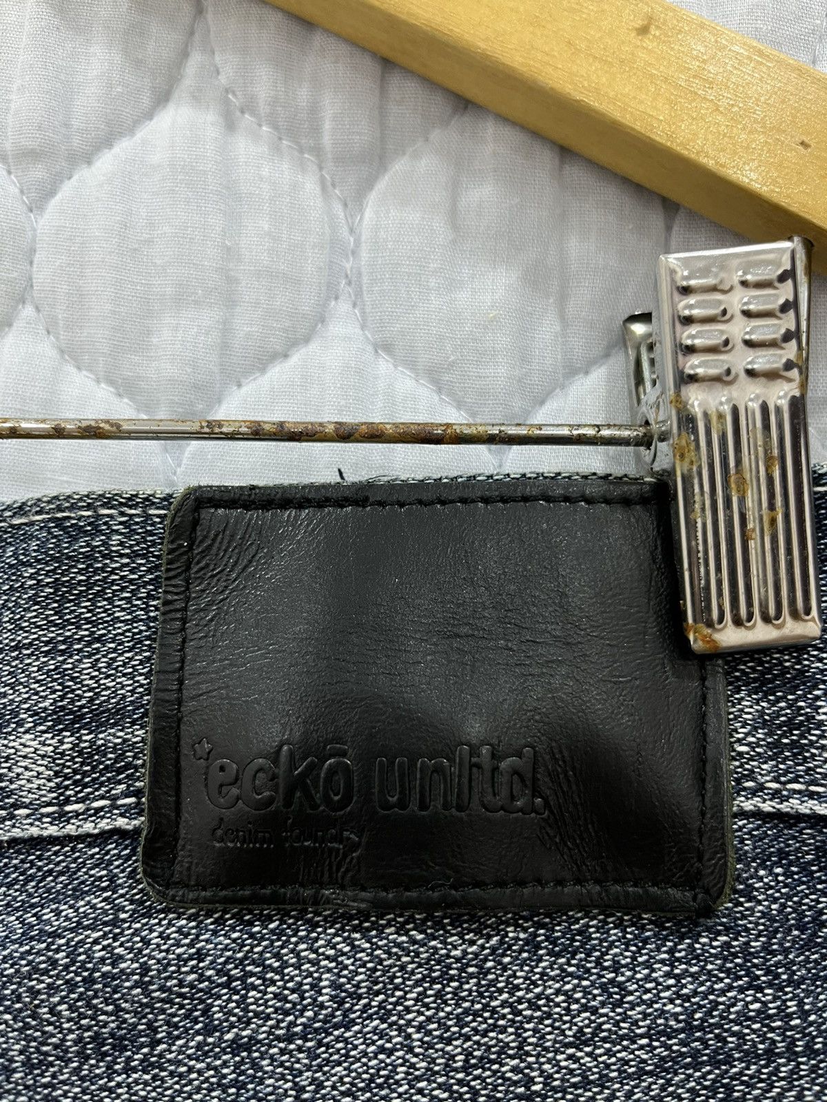 Ecko Unltd. K. ECKO HYPEBEAST DISTRESSED DENIM Size US 34 / EU 50 - 9 Thumbnail