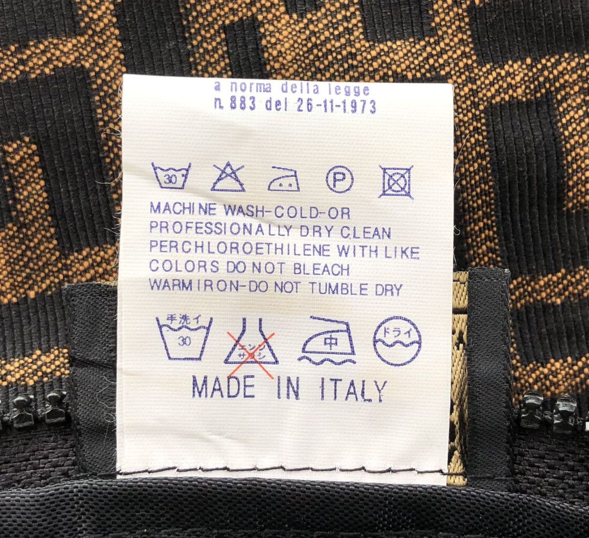 Fendi Vintage Fendi Roma Amor Riversible Jacket Size US L / EU 52-54 / 3 - 17 Thumbnail