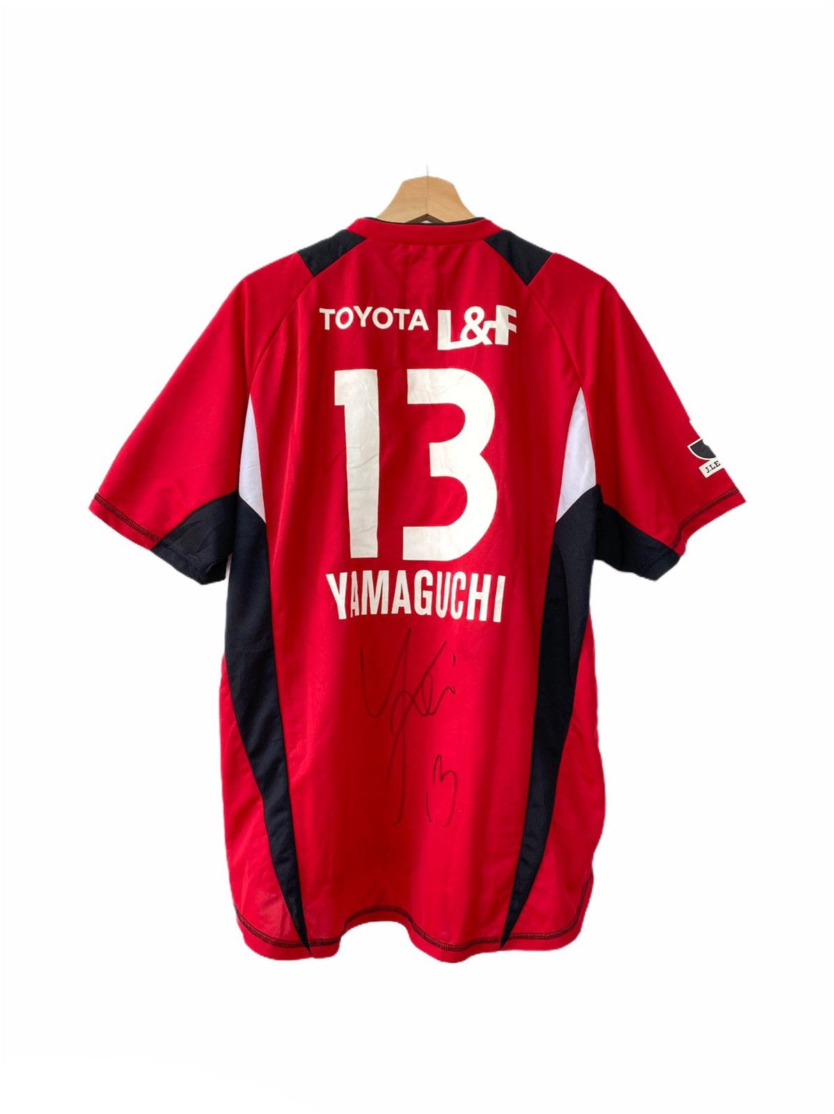Other J.League Nagoya Grapus Eight Original Player Signature Size US L / EU 52-54 / 3 - 2 Thumbnail