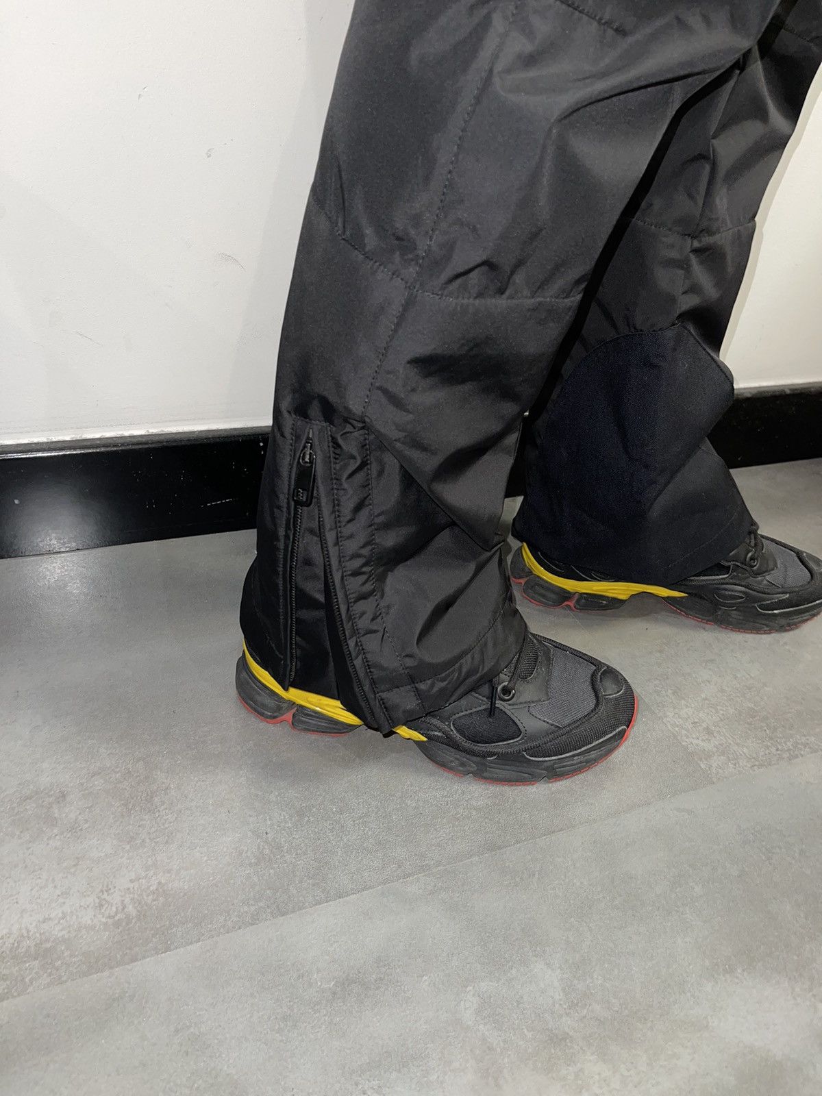 Dolce & Gabbana Technical Zipped Black Ski Pants
