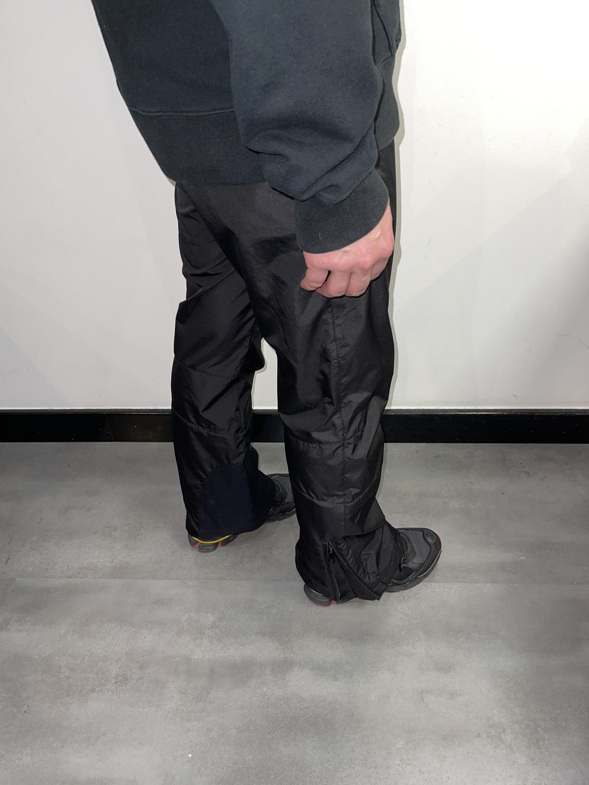 Dolce & Gabbana Technical Zipped Black Ski Pants