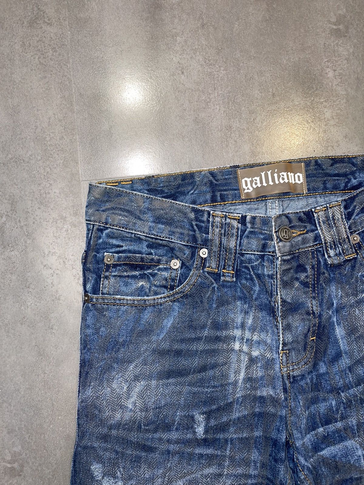 John Galliano Galliano Distressed Waxed Denim Pants Size US 29 - 9 Thumbnail