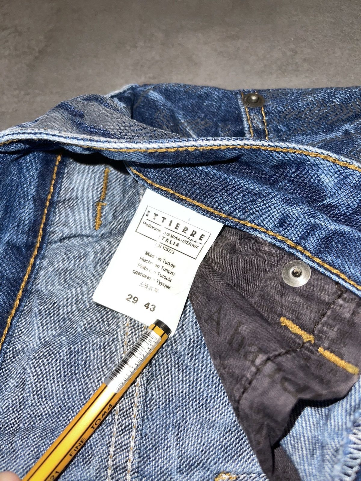 John Galliano Galliano Distressed Waxed Denim Pants Size US 29 - 14 Thumbnail
