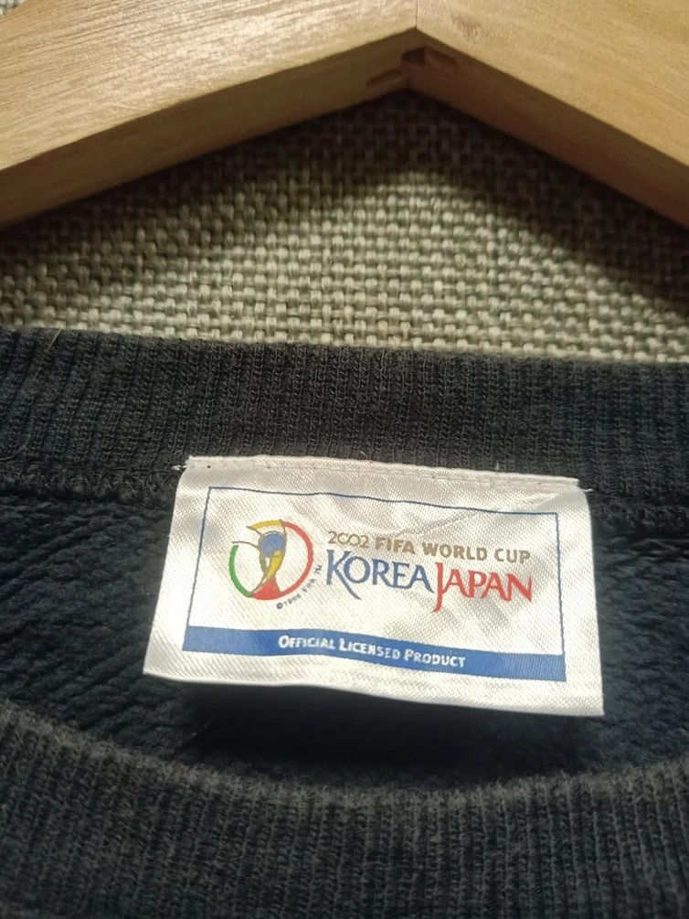 Vintage vintage sweatshirt fifa world cup 2002 korea japan Size US M / EU 48-50 / 2 - 4 Thumbnail