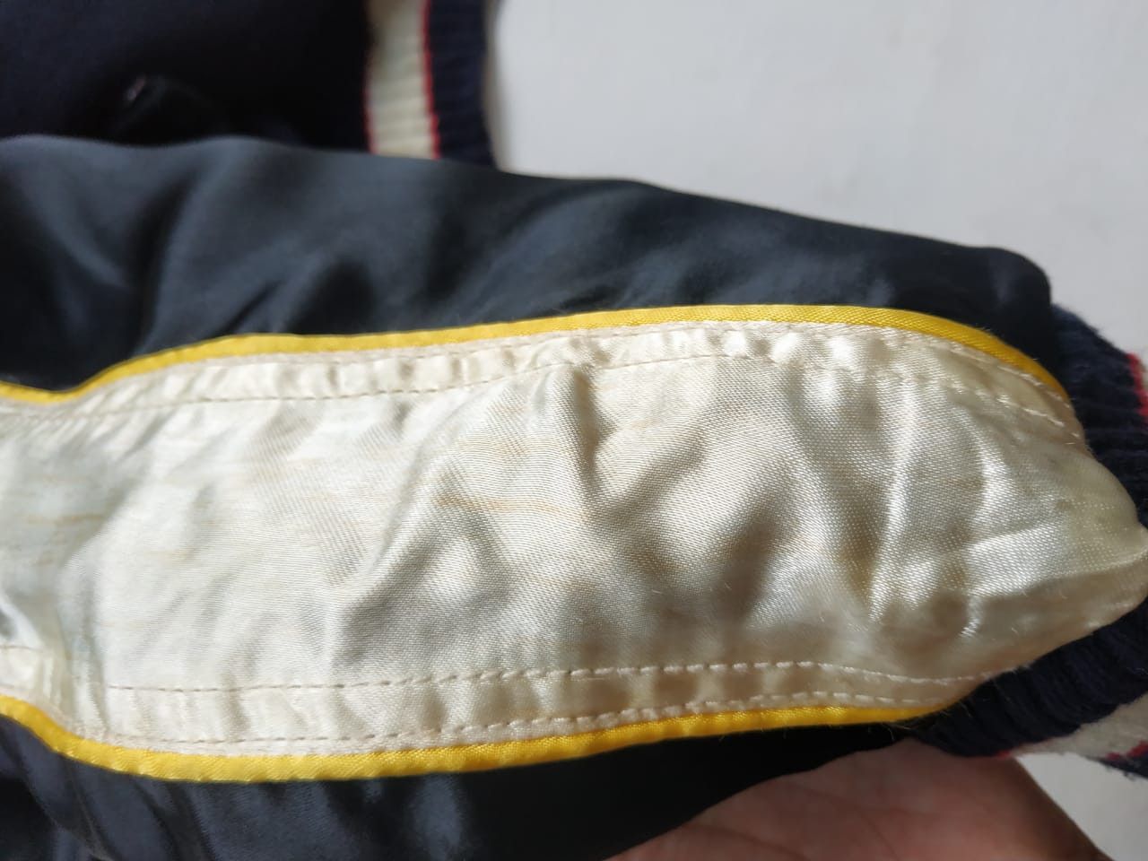 Japanese Brand Fit S to M, Vintage Reversible Wool-Rayon Sukajan Jacket Size US M / EU 48-50 / 2 - 19 Thumbnail