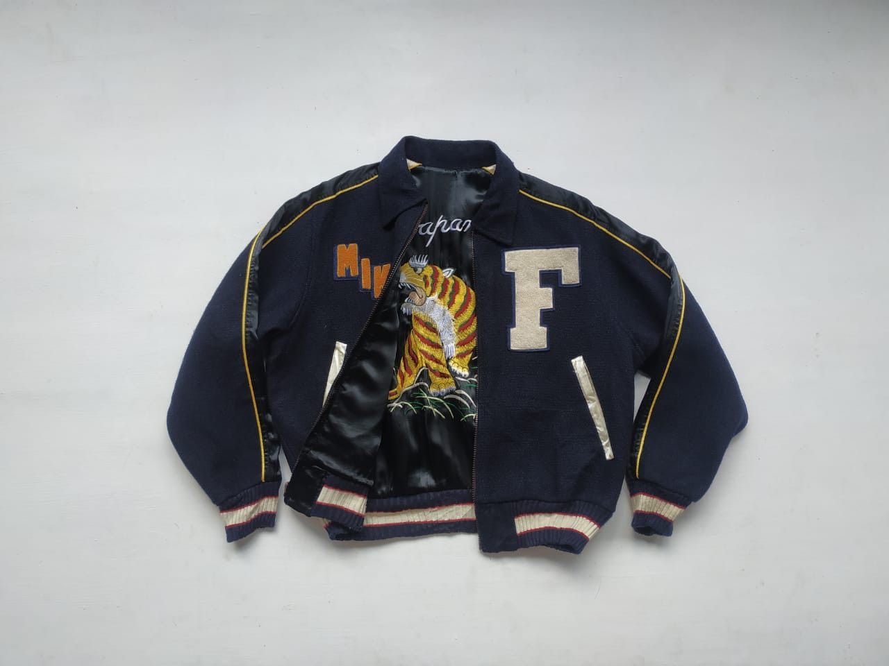 Japanese Brand Fit S to M, Vintage Reversible Wool-Rayon Sukajan Jacket Size US M / EU 48-50 / 2 - 2 Thumbnail