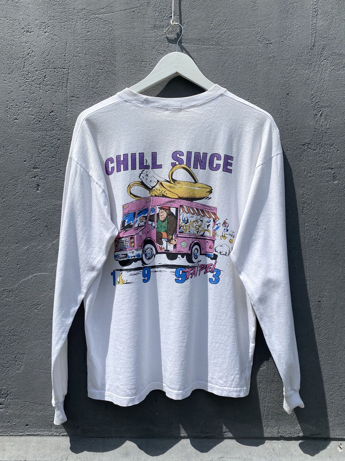 Band Tees Vintage 90s Chill Since Taipei Damned Gorilla Graphic Tee Size US M / EU 48-50 / 2 - 6 Thumbnail