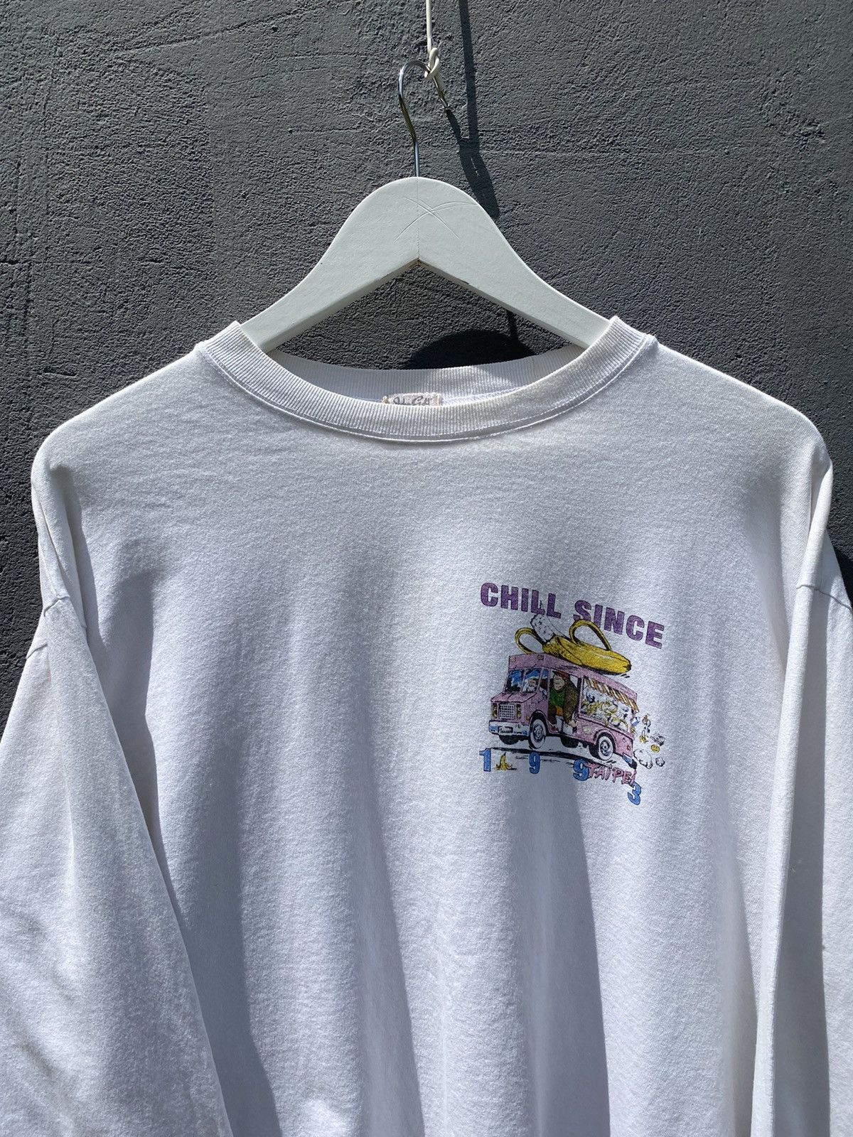 Band Tees Vintage 90s Chill Since Taipei Damned Gorilla Graphic Tee Size US M / EU 48-50 / 2 - 4 Thumbnail