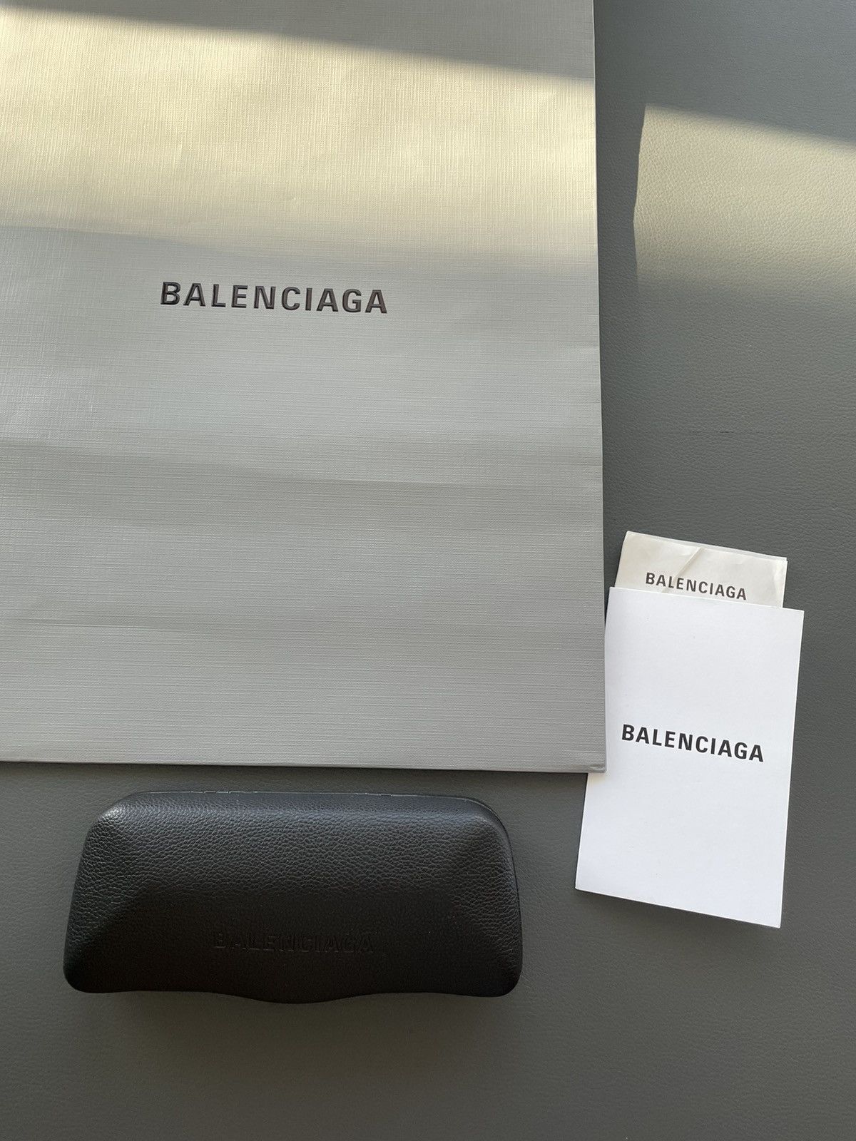 Balenciaga Runway Brand New Limited Edition Logo Minimalist Sunglasses Size ONE SIZE - 16 Thumbnail