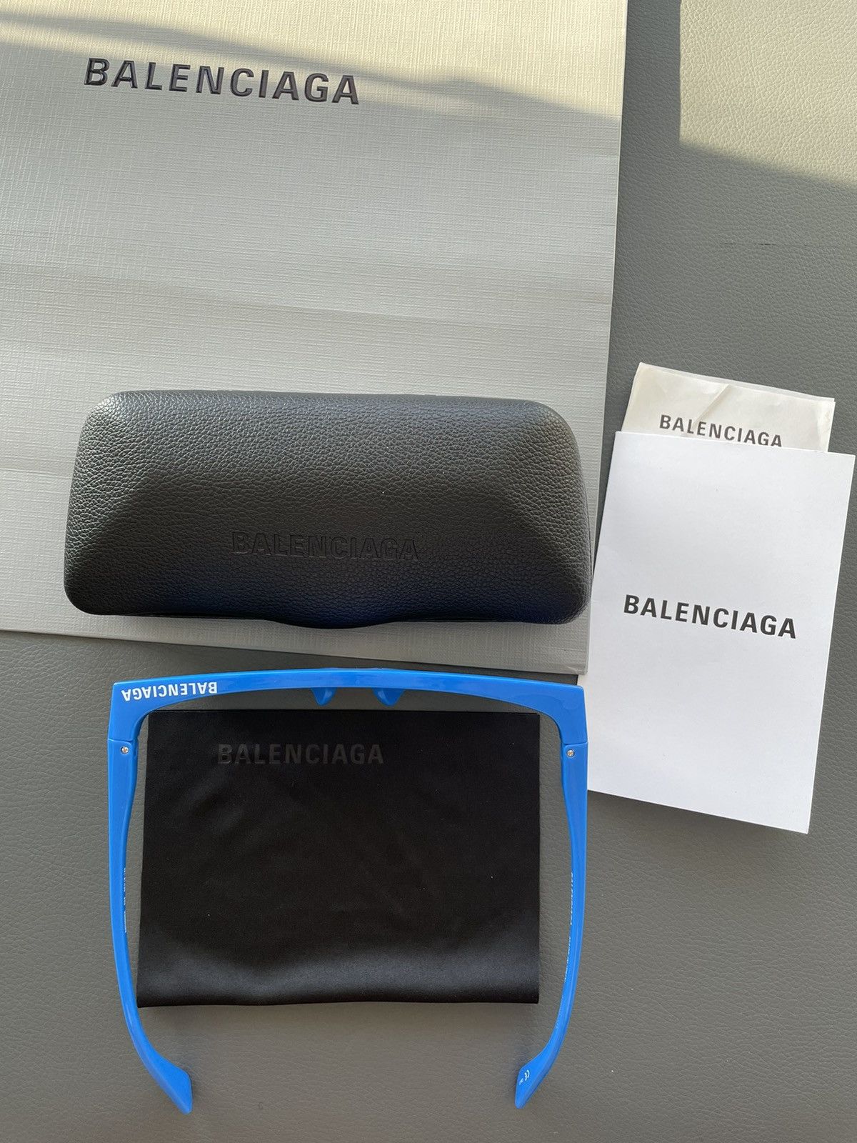 Balenciaga Runway Brand New Limited Edition Logo Minimalist Sunglasses Size ONE SIZE - 19 Thumbnail