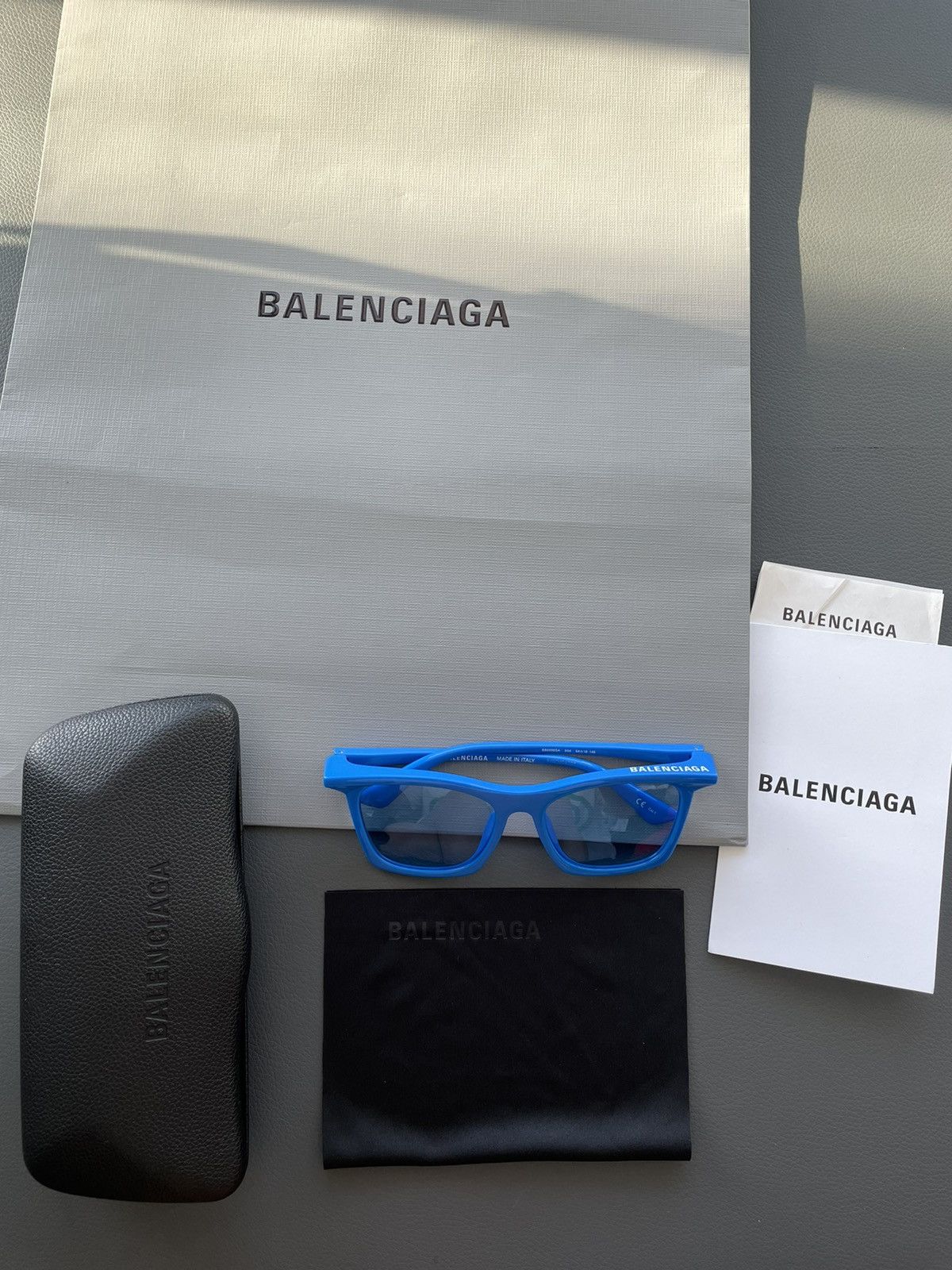 Balenciaga Runway Brand New Limited Edition Logo Minimalist Sunglasses Size ONE SIZE - 13 Thumbnail