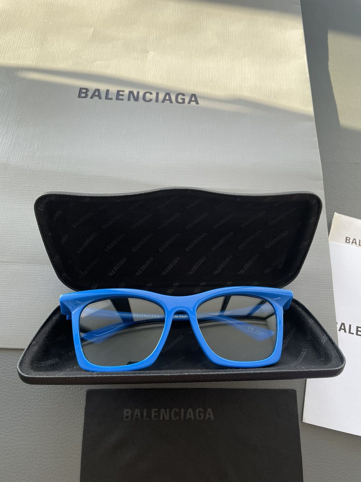 Balenciaga Runway Brand New Limited Edition Logo Minimalist Sunglasses Size ONE SIZE - 2 Thumbnail