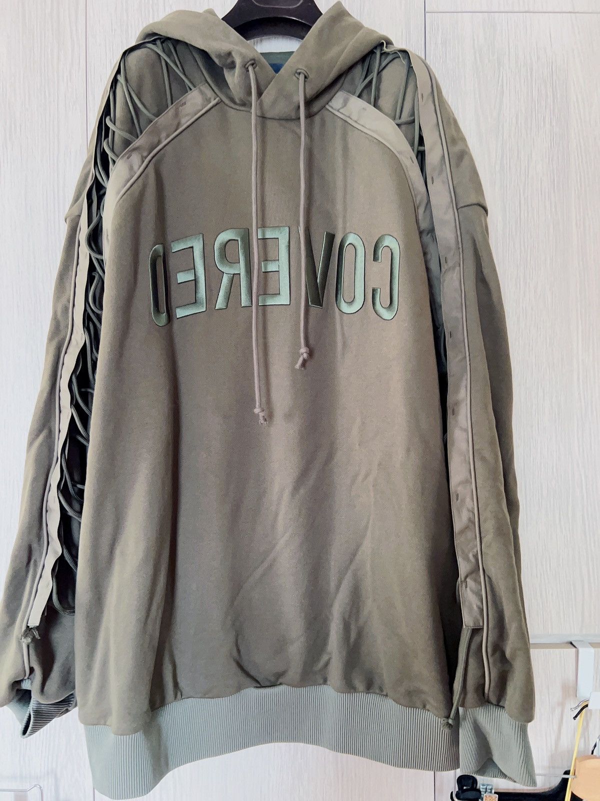 Juun.J Juun.J logo embossed hoodie Size US M / EU 48-50 / 2 - 6 Thumbnail