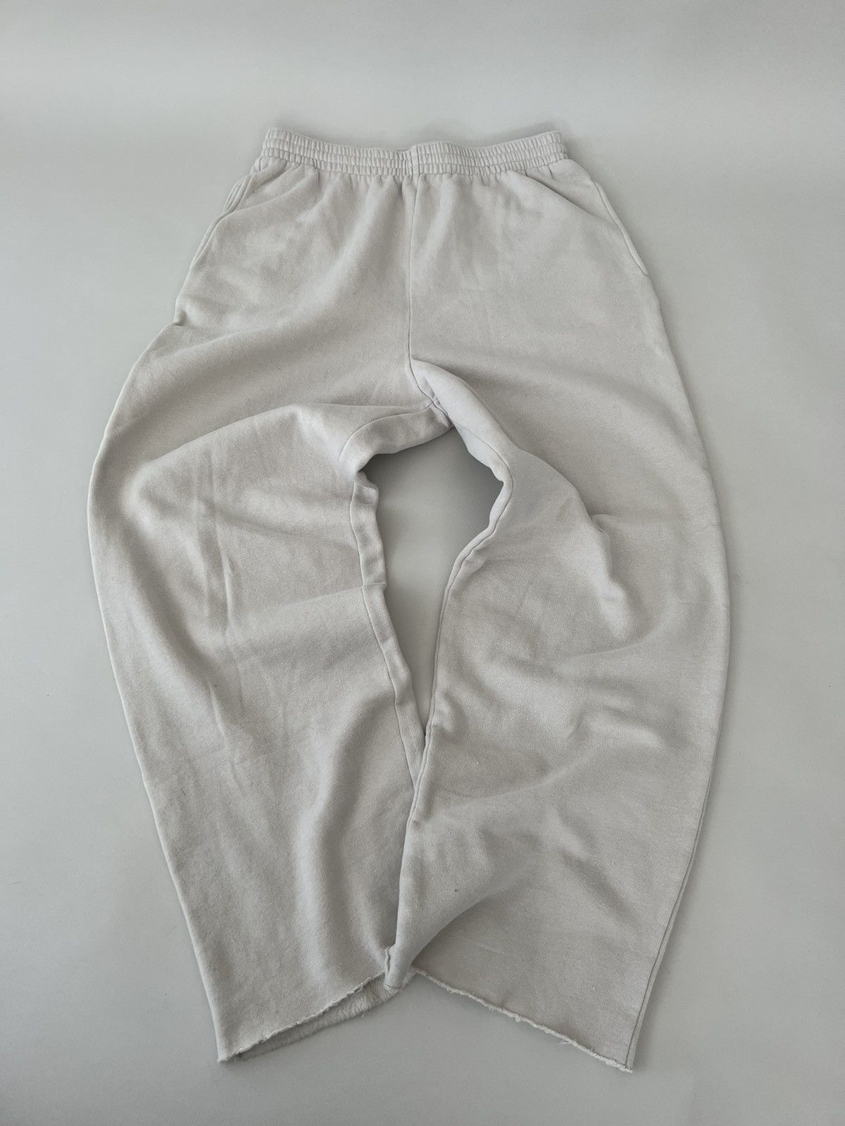 Balenciaga Balenciaga Cropped Sweatpants Size US 32 / EU 48 - 2 Thumbnail