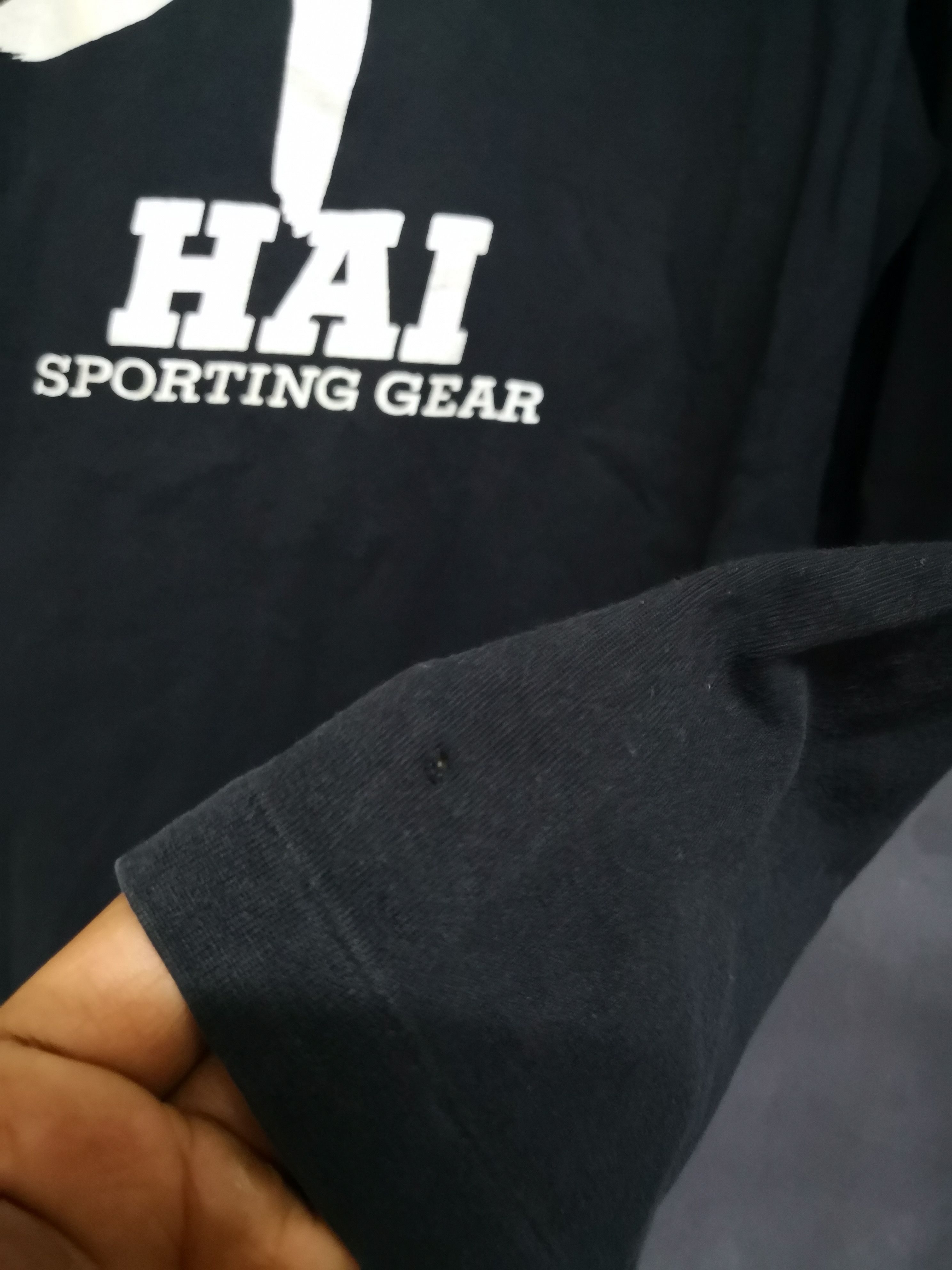 Hai Sporting Gear Vintage Hai Sporting Gear Big Logo Size US M / EU 48-50 / 2 - 7 Thumbnail