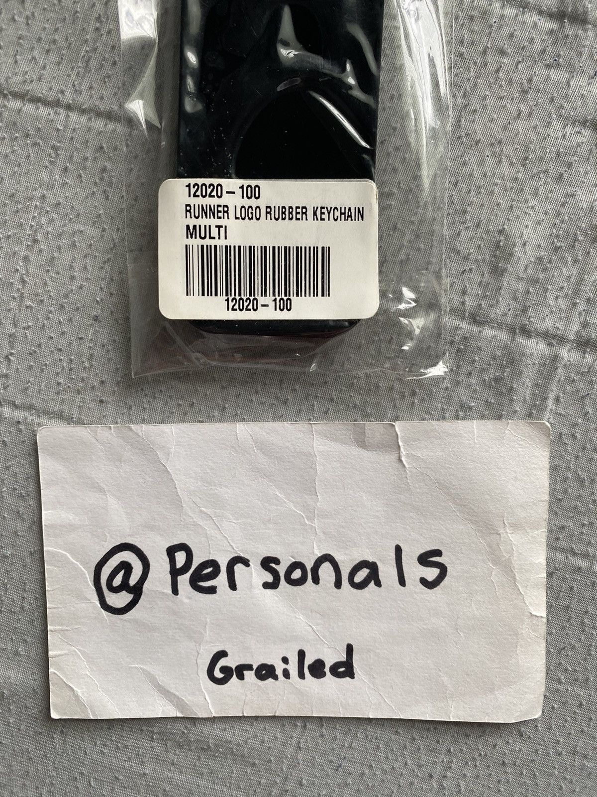 October's Very Own NEW OVO Runner Logo Rubber Keychain Size ONE SIZE - 4 Thumbnail