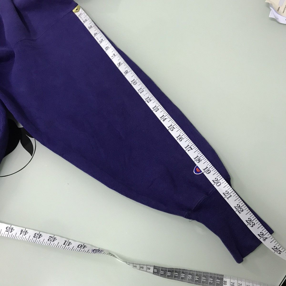 Champion Vintage 90s Champion Faded Purple Reverse Weave Sweatshirt Size US M / EU 48-50 / 2 - 13 Thumbnail