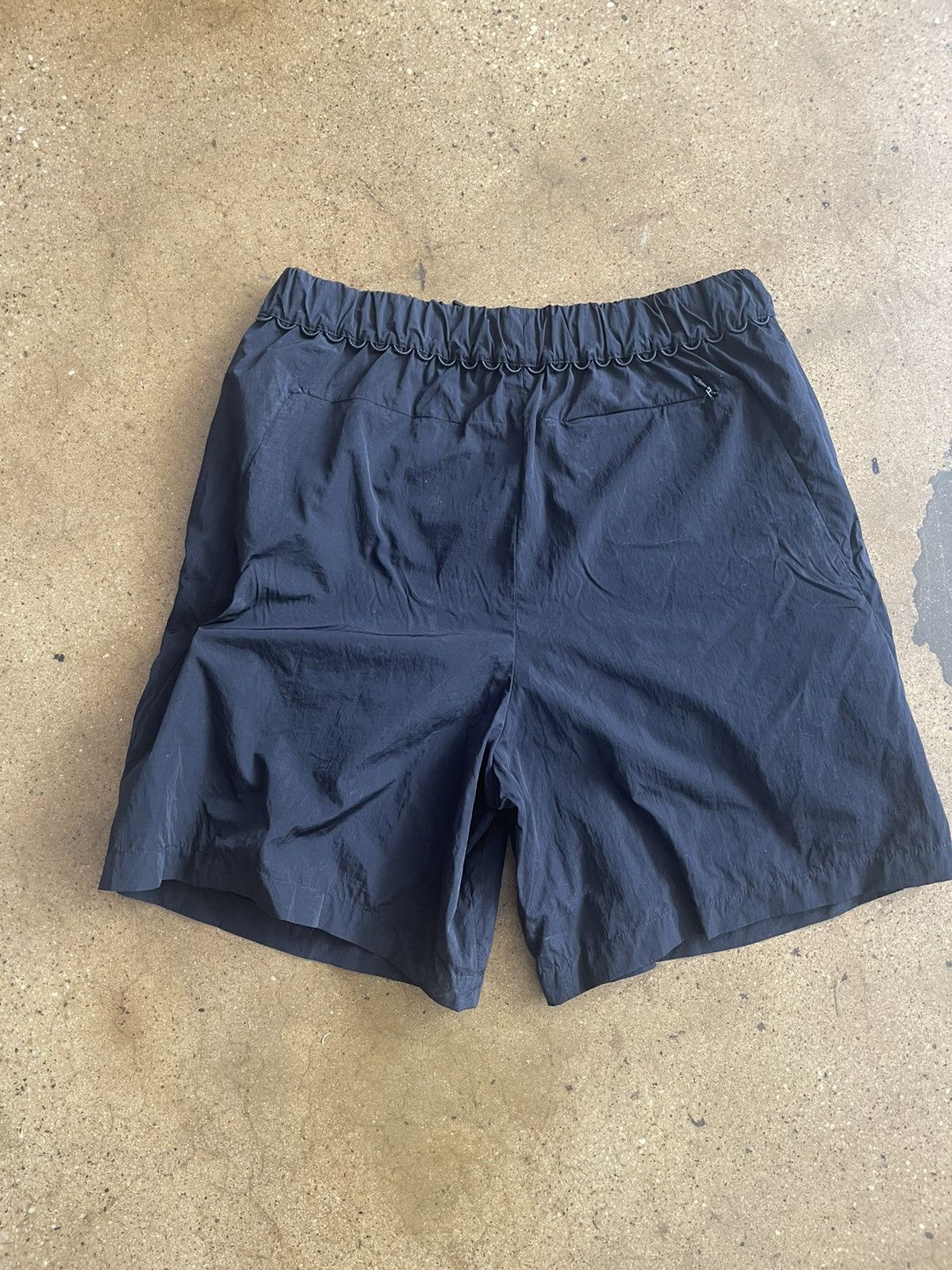 Louis Vuitton Louis Vuitton 2054 Shorts Size US 34 / EU 50 - 5 Thumbnail