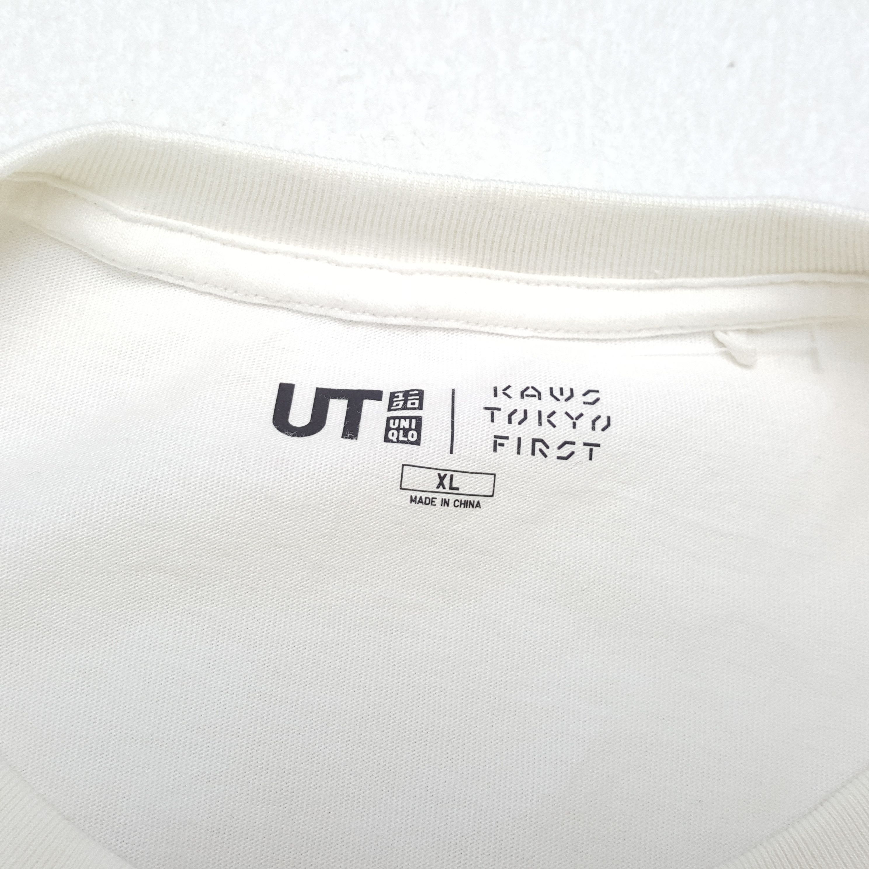 Japanese Brand × Kaws × Uniqlo KAWS X Japanese Brand TOKYO FIRST Streetwear Tshirt Size US L / EU 52-54 / 3 - 7 Thumbnail