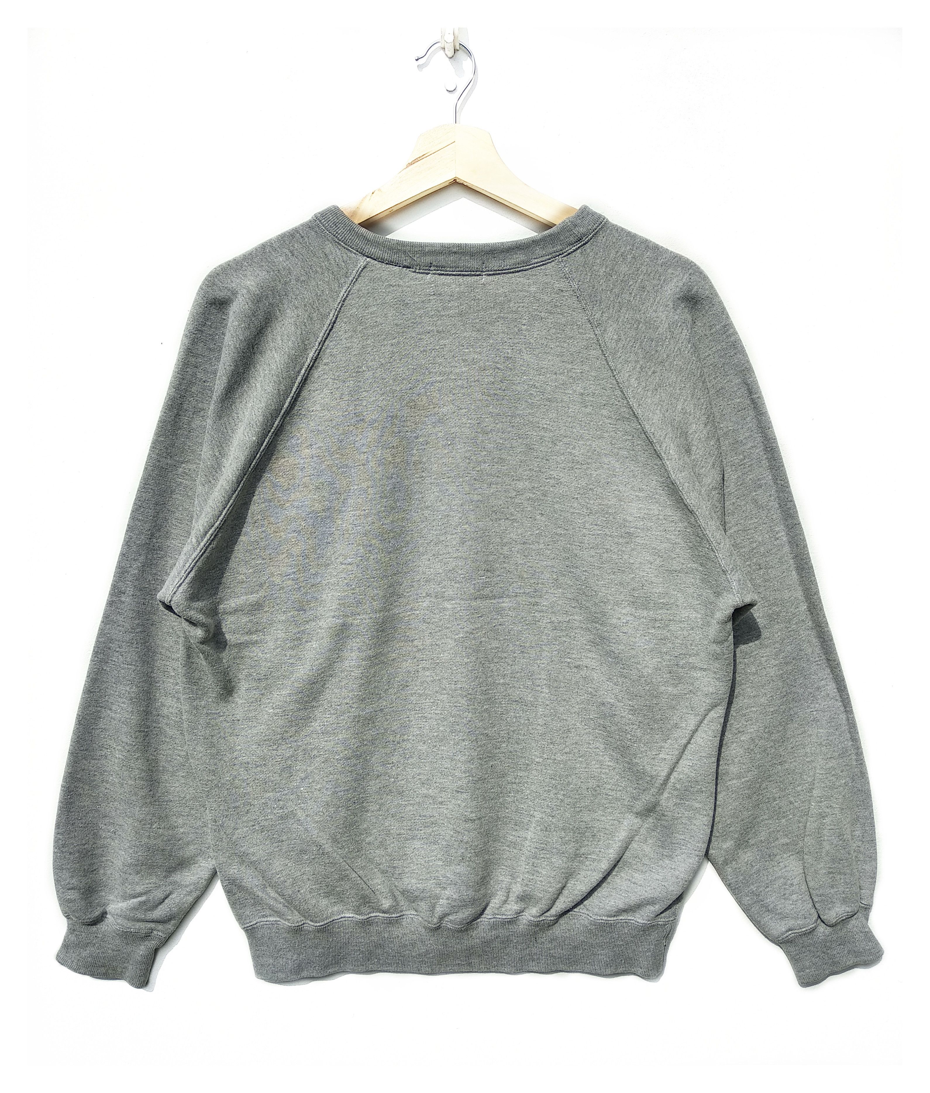 Disney × Mickey Mouse × Vintage Vintage Disney Mickey Star Head Sweatshirt/Size L Size US L / EU 52-54 / 3 - 2 Thumbnail