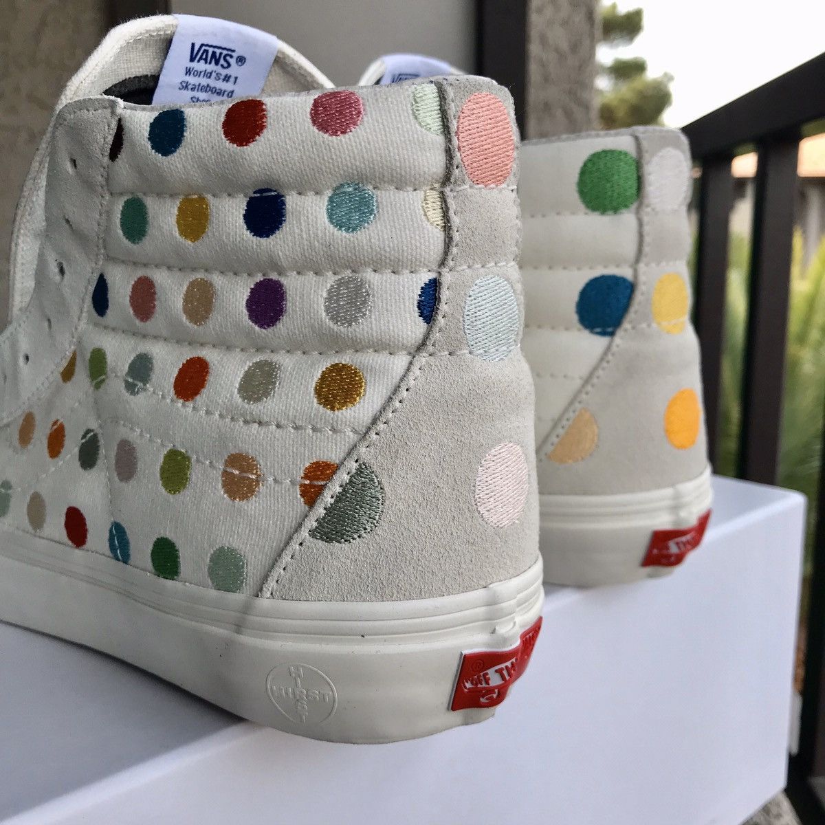 Vans Damien Hirst Vans Palms Vegas Exclusive Polka Dots Sk8 Hi 9 Size US 9 / EU 42 - 7 Thumbnail