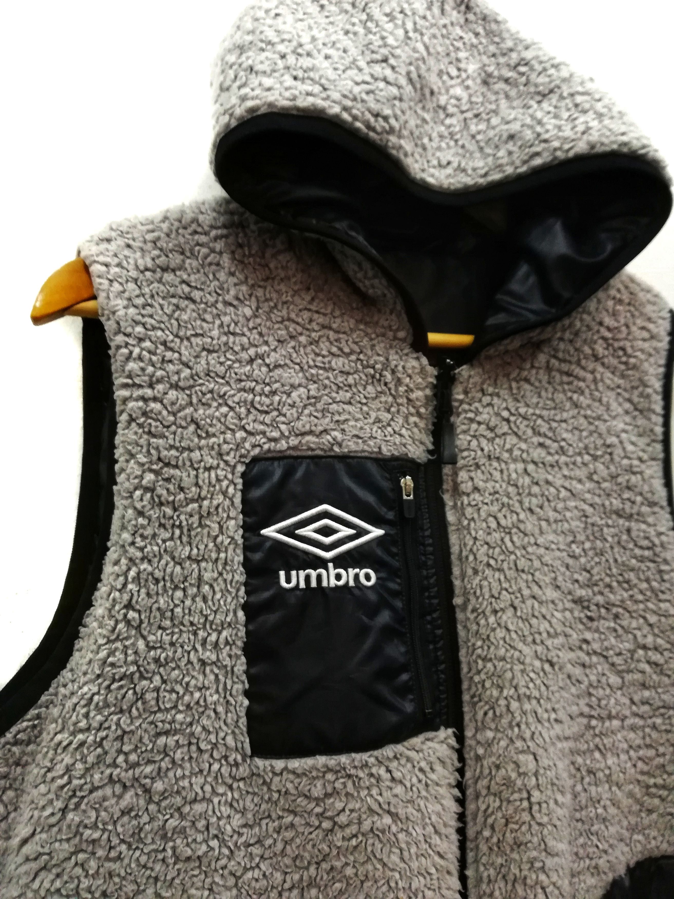Umbro 🔥Vintage Umbro Fleece Sleeveless Hoodie Training Jacket🔥 Size US M / EU 48-50 / 2 - 2 Thumbnail