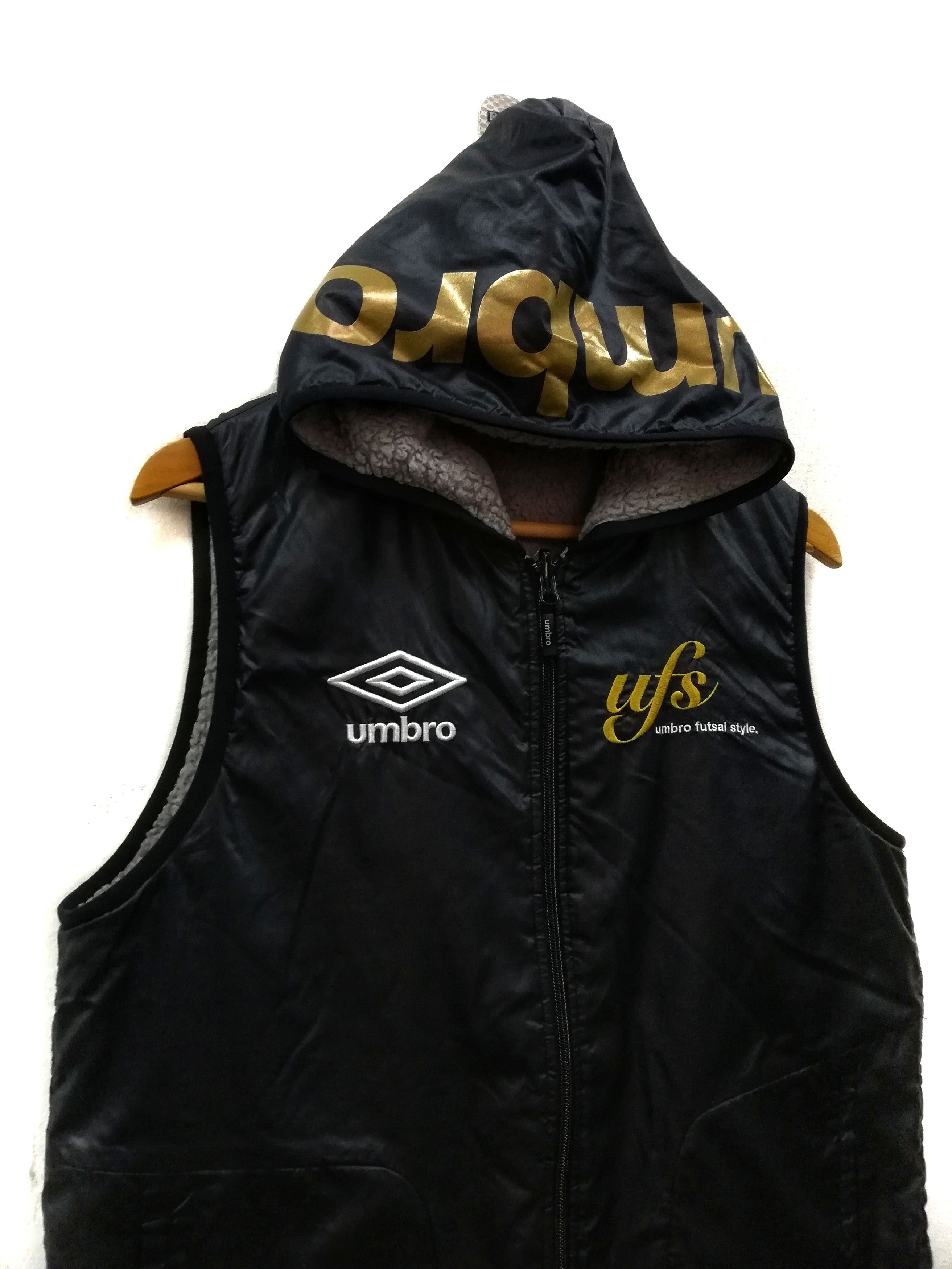 Umbro 🔥Vintage Umbro Fleece Sleeveless Hoodie Training Jacket🔥 Size US M / EU 48-50 / 2 - 9 Thumbnail