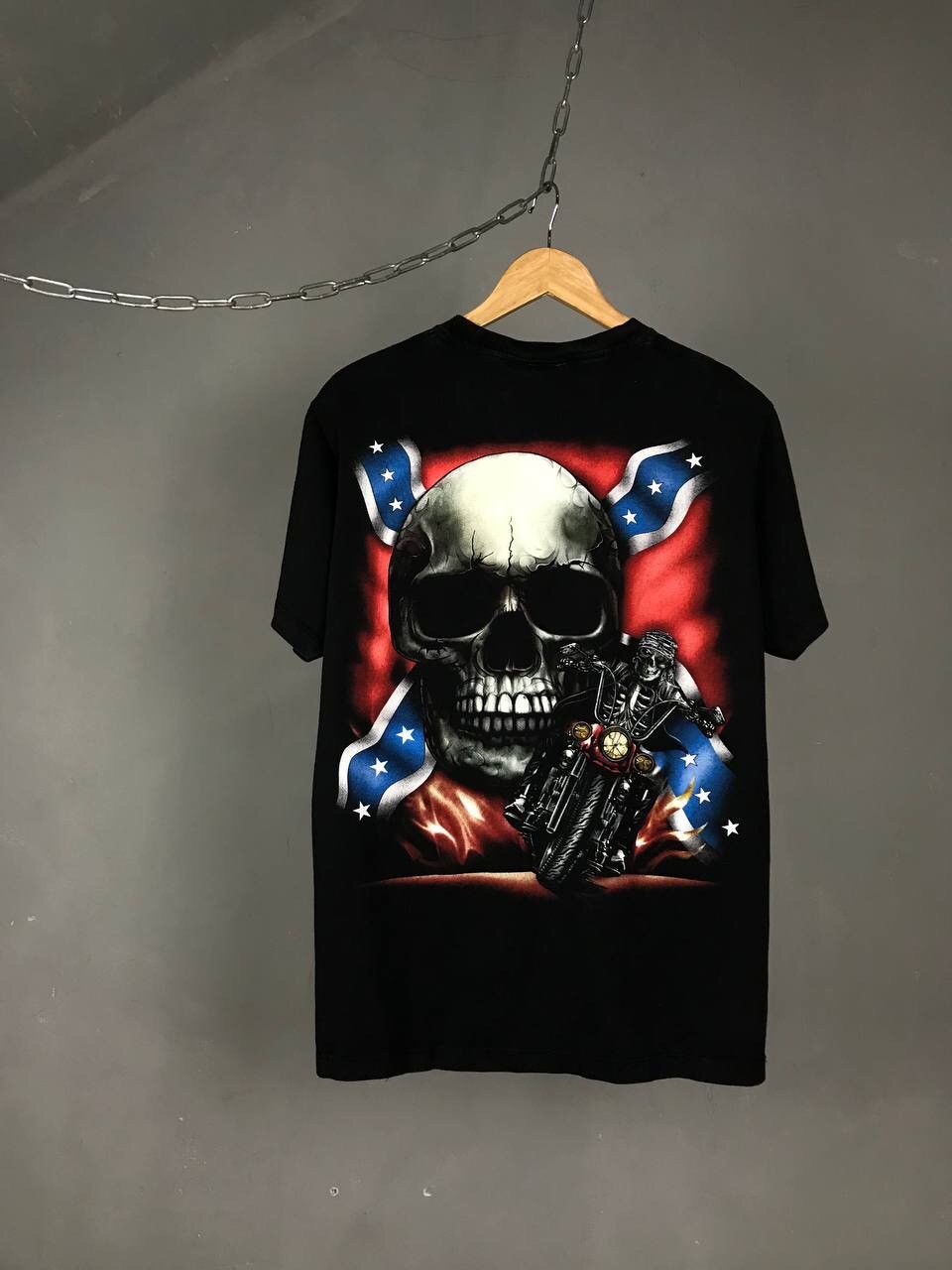 Vintage Skulls vintage rock overprinted tee Size US L / EU 52-54 / 3 - 6 Thumbnail