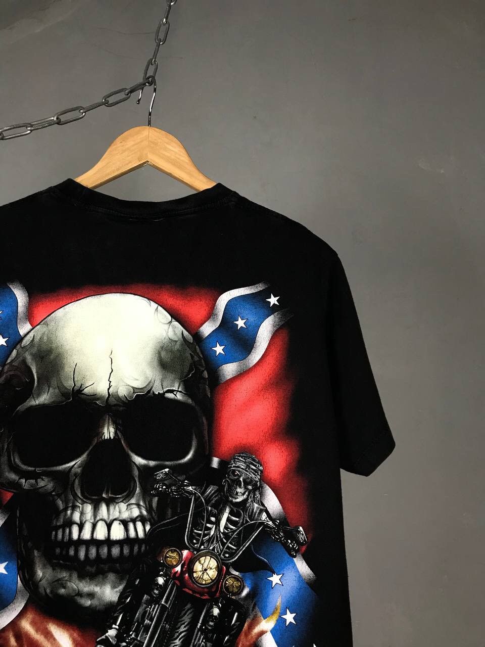 Vintage Skulls vintage rock overprinted tee Size US L / EU 52-54 / 3 - 7 Thumbnail