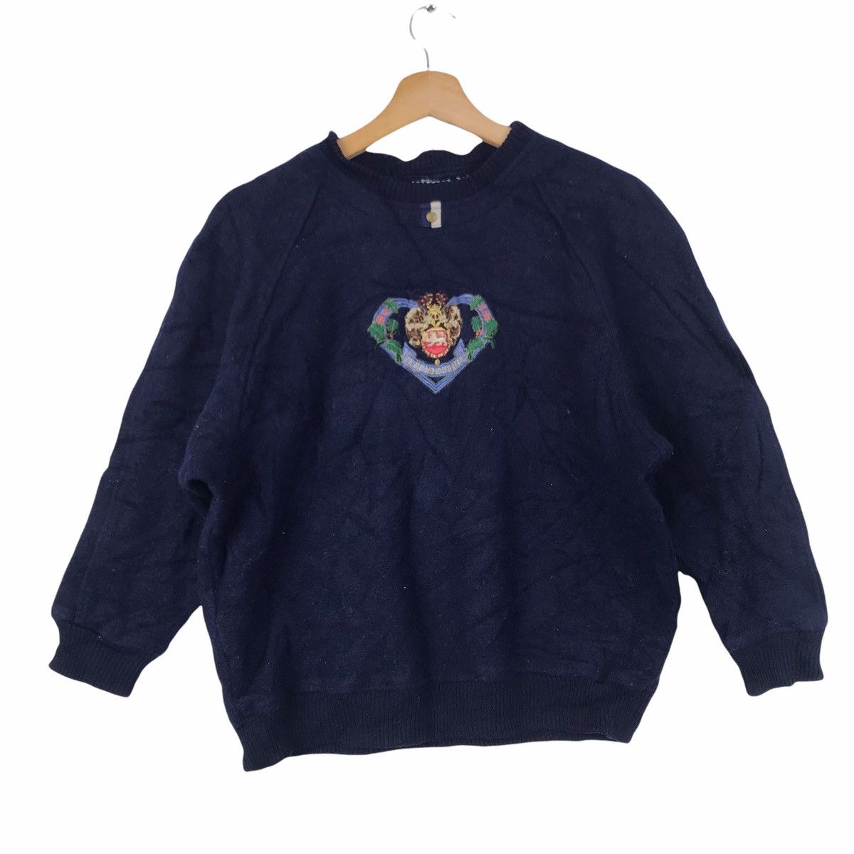 Vtg IL MONDO PARIS Crest Embroidered Sweatshirt Cardigan