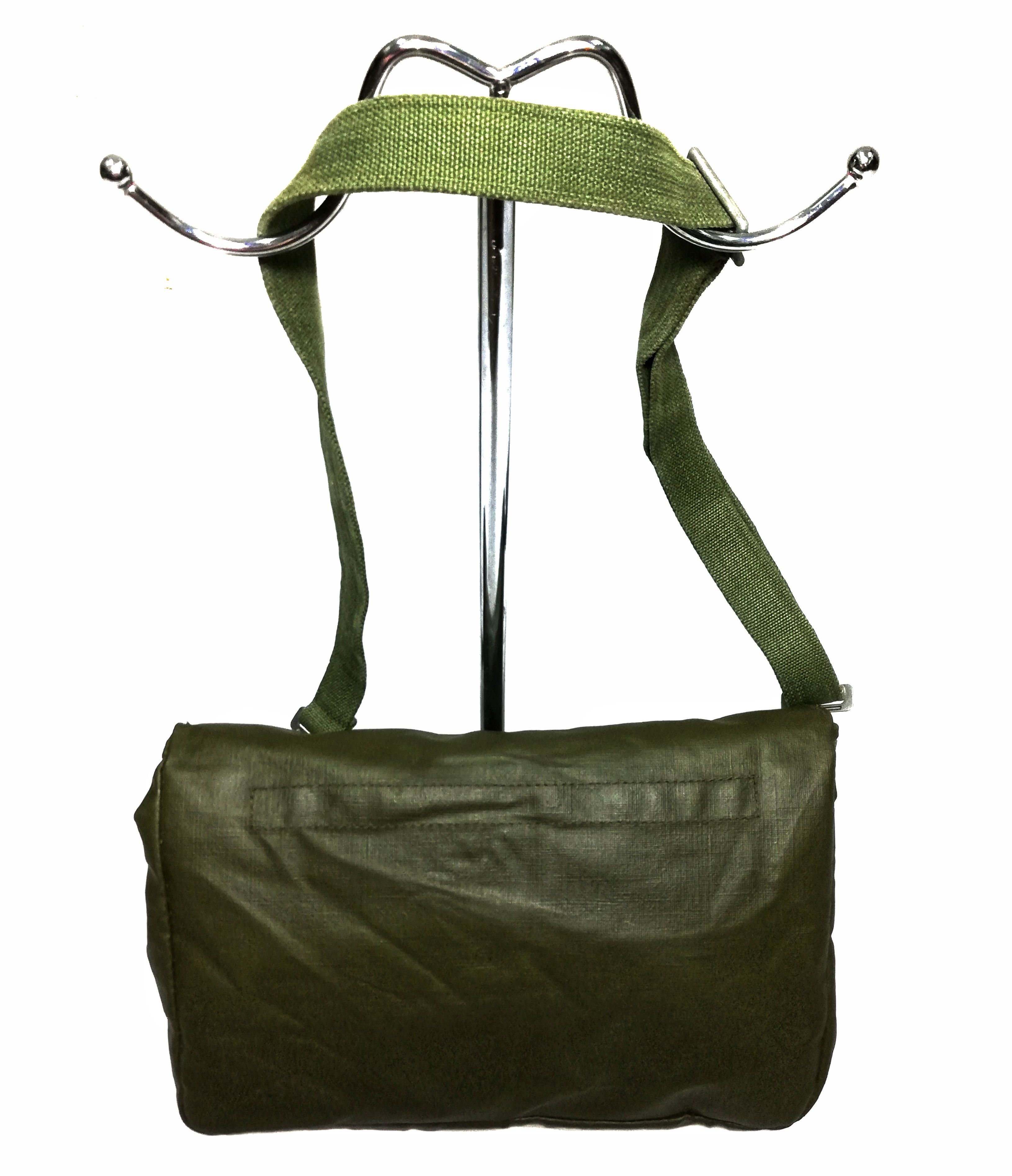 Vintage 🔥Gas Mask Bag New Swiss SM-74 GI Original Rubber Vinyl🔥 Size ONE SIZE - 7 Thumbnail