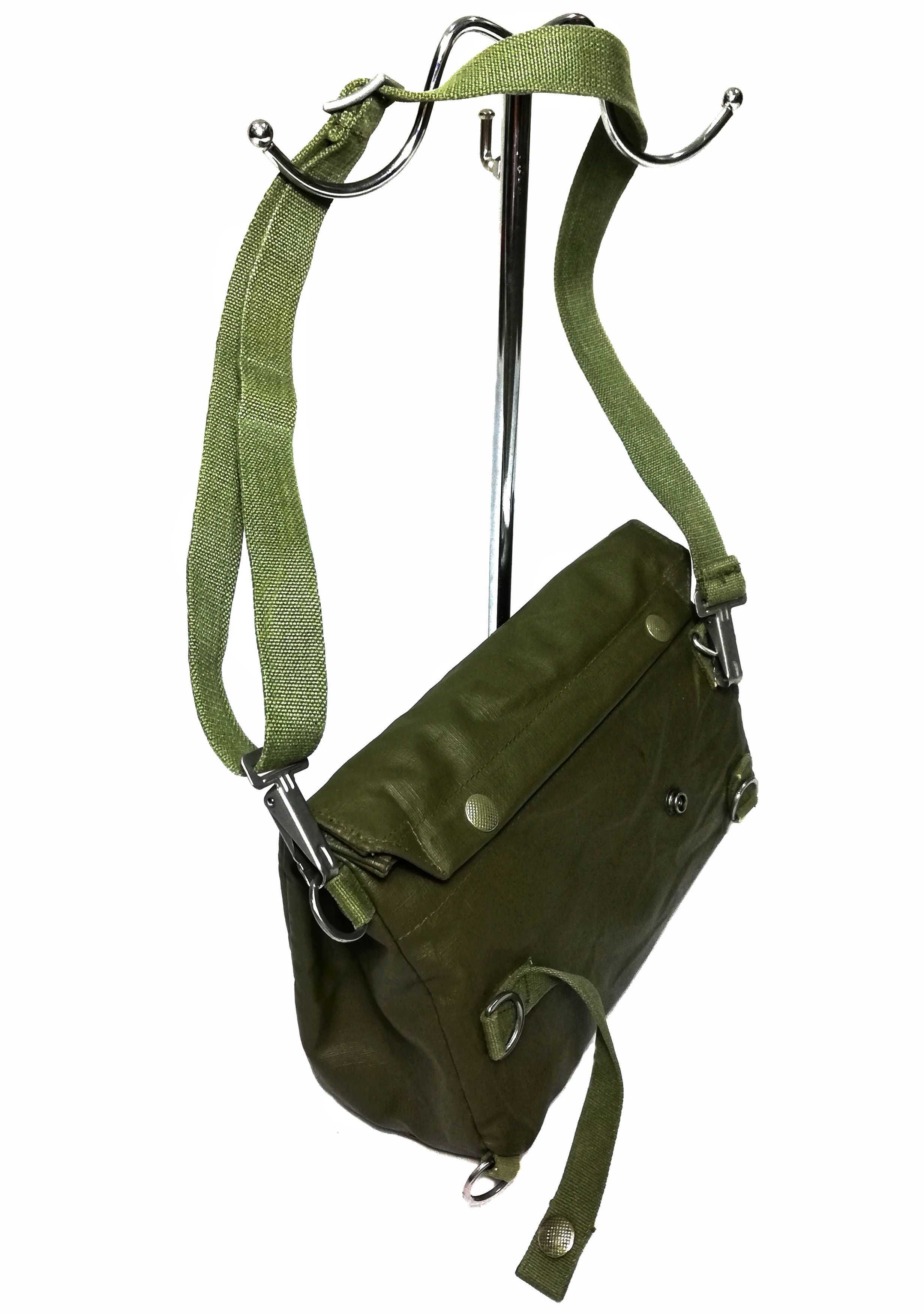 Vintage 🔥Gas Mask Bag New Swiss SM-74 GI Original Rubber Vinyl🔥 Size ONE SIZE - 2 Thumbnail