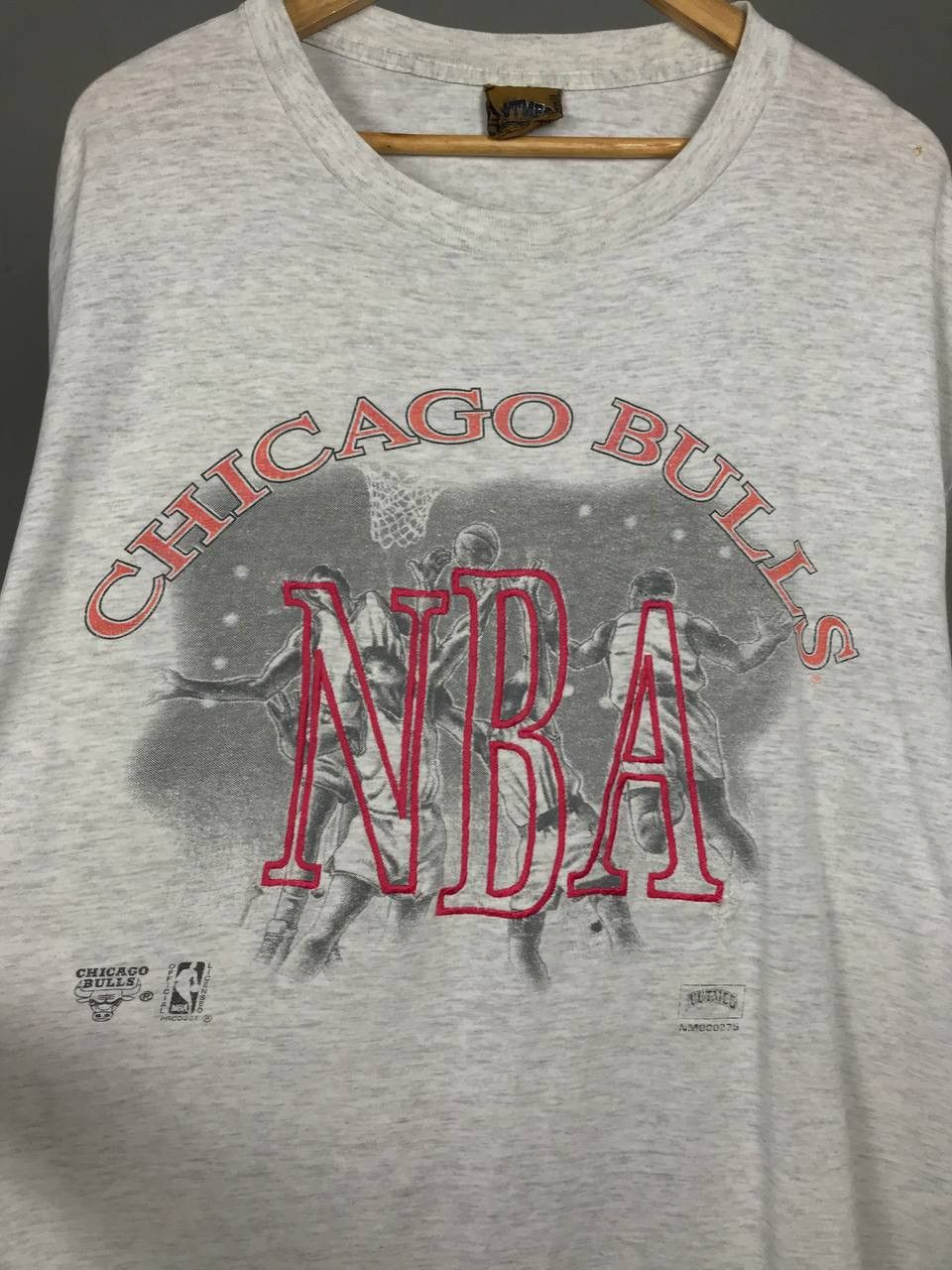 NBA Chicago Bulls NBA vintage made in USA tee Size US XL / EU 56 / 4 - 3 Thumbnail