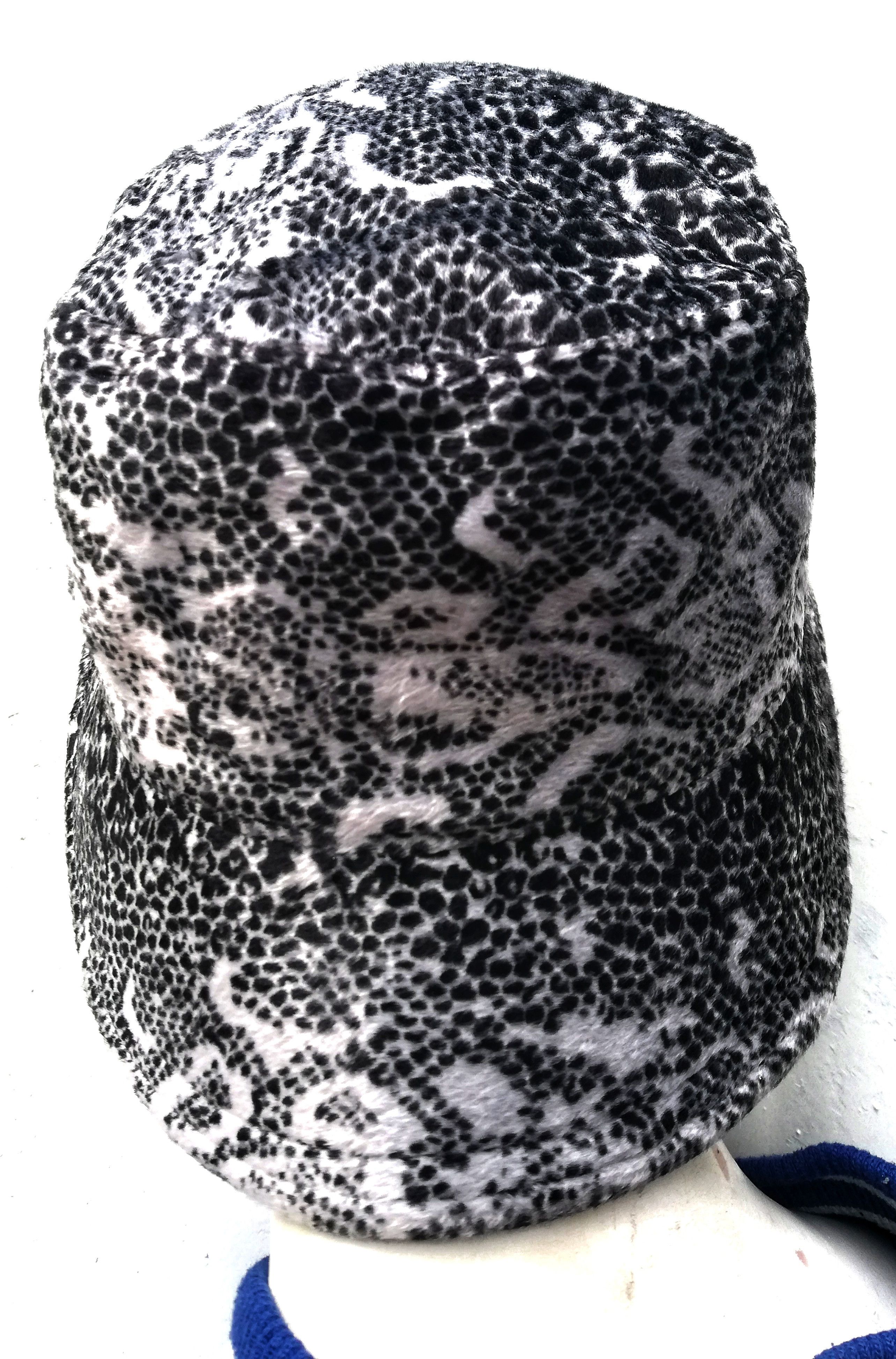 Designer 🔥Ondal🇰🇷 Design Lynx Leopard Print Velboa Fur Bucket Hat Size ONE SIZE - 4 Thumbnail