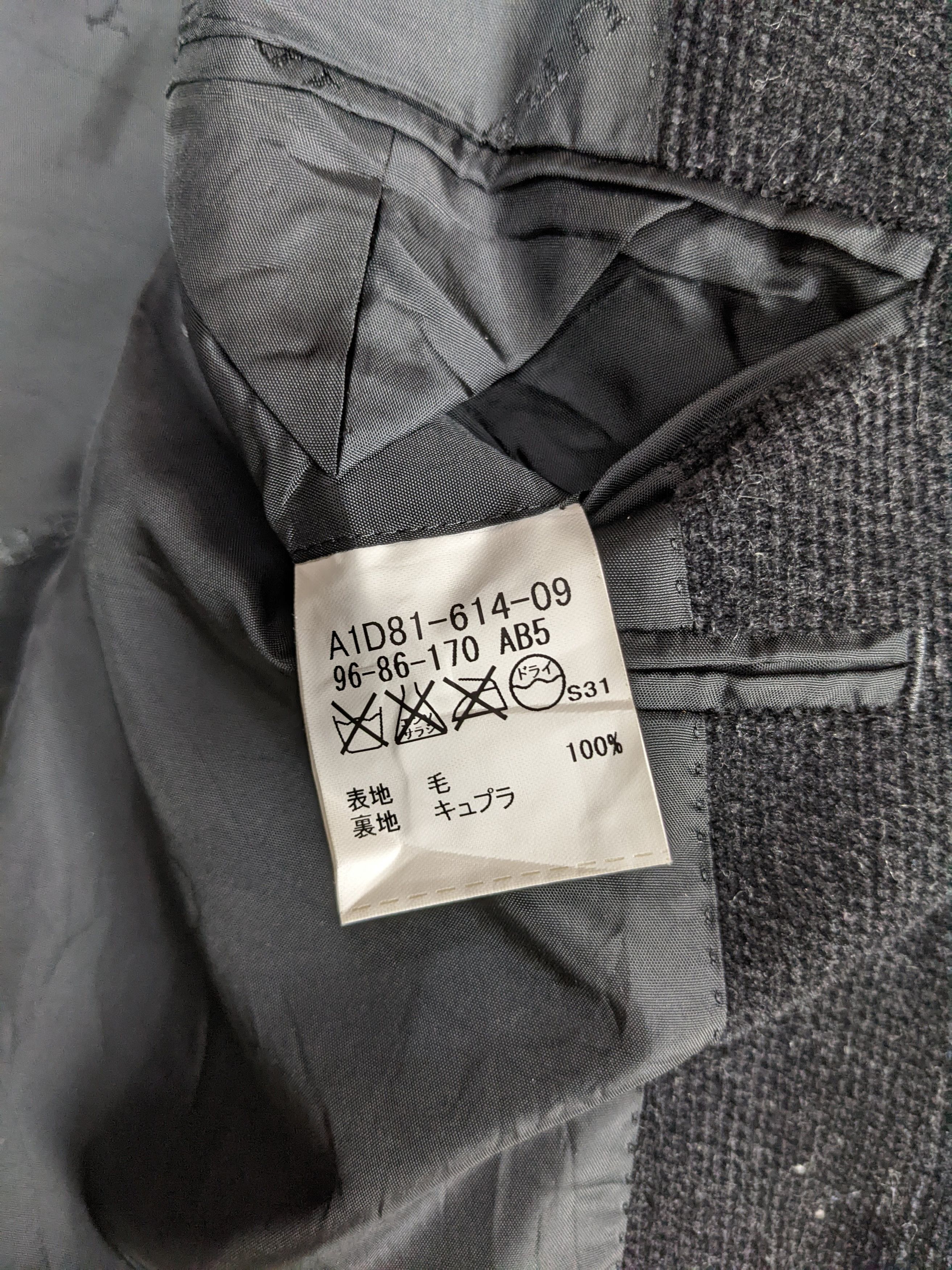 Burberry Vintage Burberry Light Jacket Coat Luxury Blazer Tuxedo Size US S / EU 44-46 / 1 - 8 Thumbnail