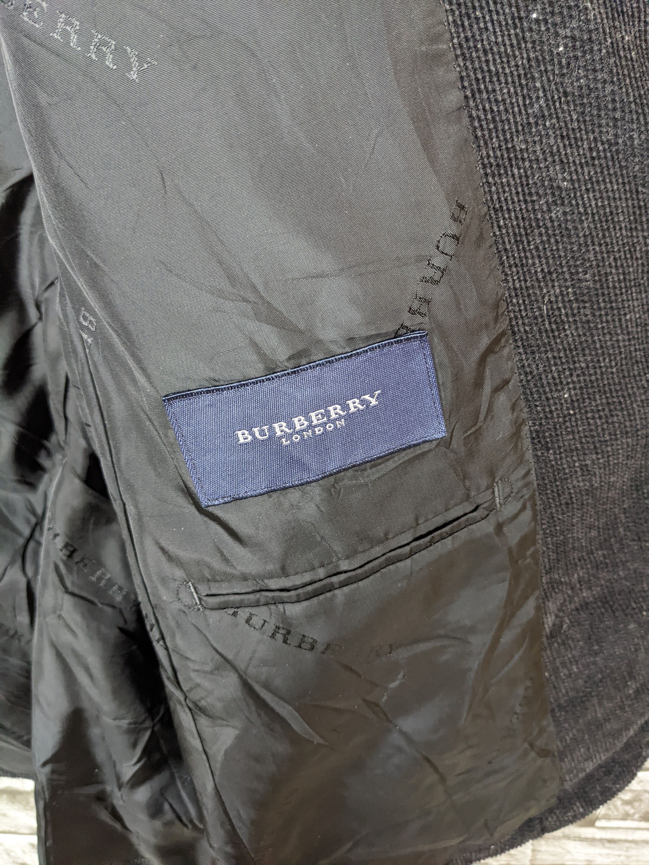 Burberry Vintage Burberry Light Jacket Coat Luxury Blazer Tuxedo Size US S / EU 44-46 / 1 - 10 Thumbnail