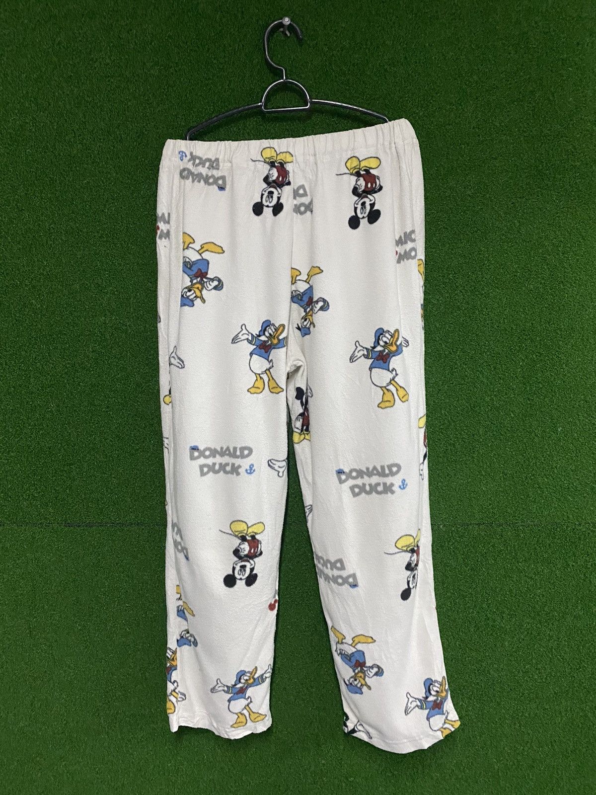 Cartoon Network × Mickey Mouse MICKEY MOUSE x DONALD DUCK FLEECE PANT Size US 30 / EU 46 - 2 Thumbnail