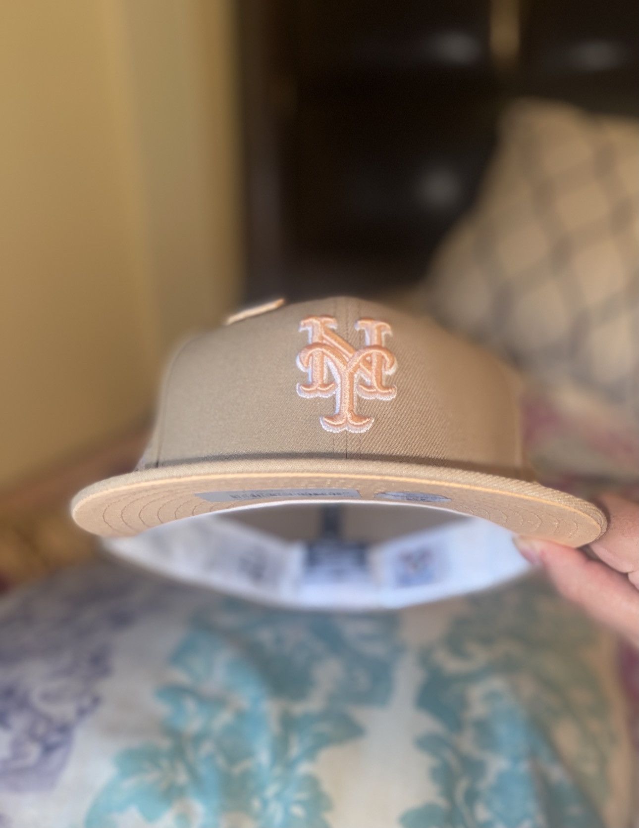 Hat Club × MLB × New Era Exclusive camel peach New York Mets final season fitted hat Size ONE SIZE - 3 Thumbnail
