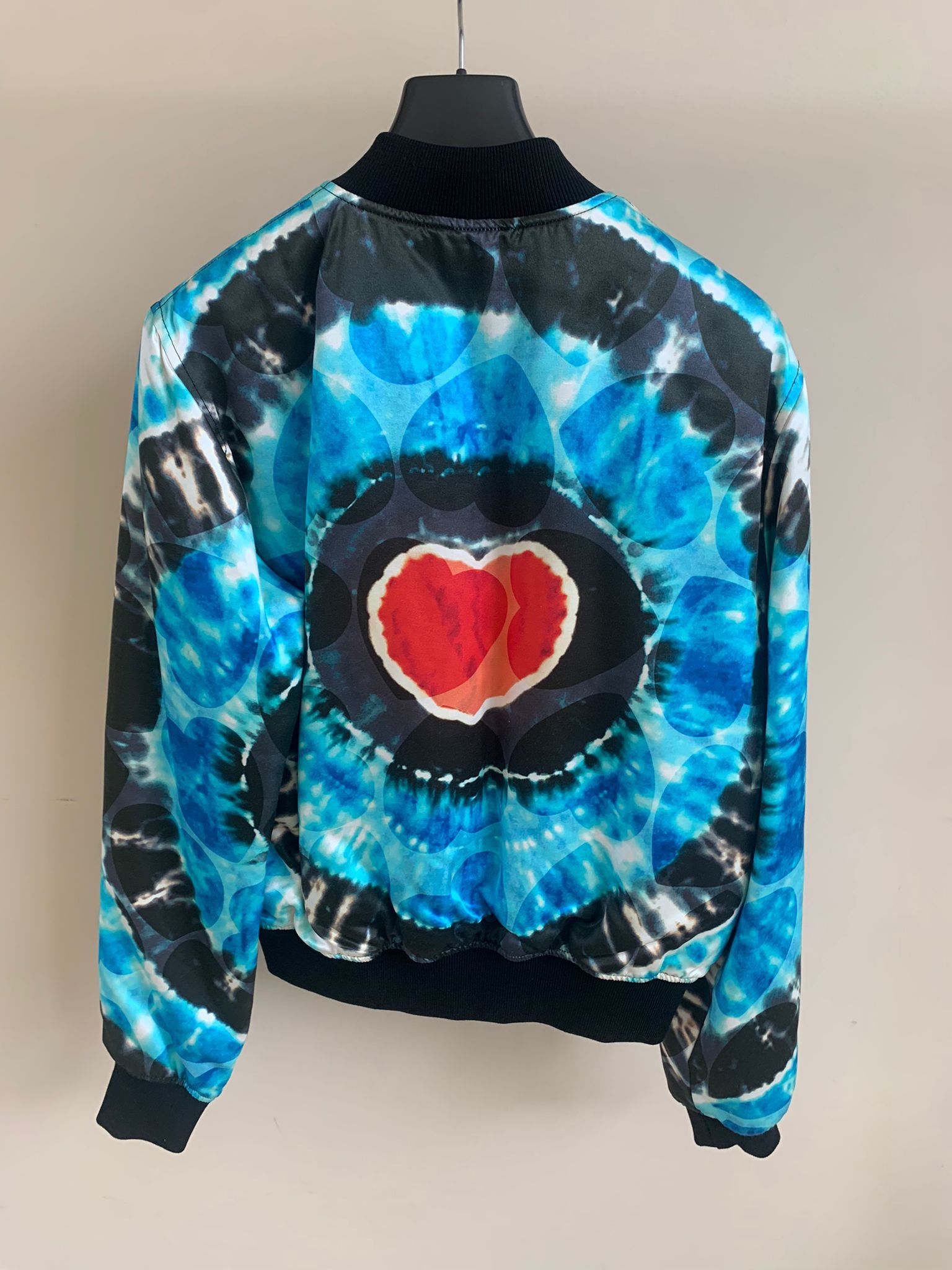 Amiri Hearts Tye Dye Bomber Jacket in Blue Tye Dye Size US M / EU 48-50 / 2 - 3 Thumbnail