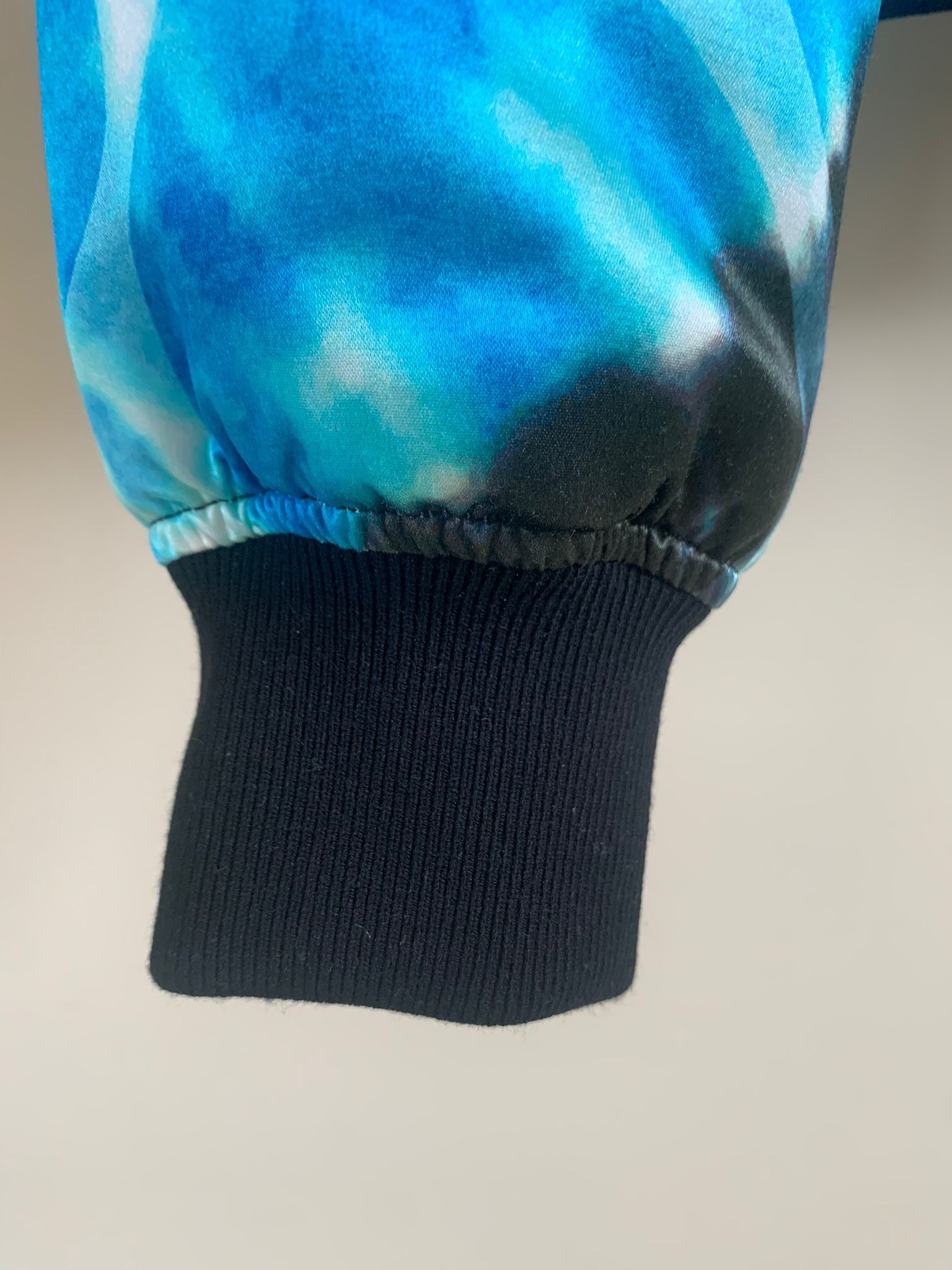 Amiri Hearts Tye Dye Bomber Jacket in Blue Tye Dye Size US M / EU 48-50 / 2 - 8 Thumbnail