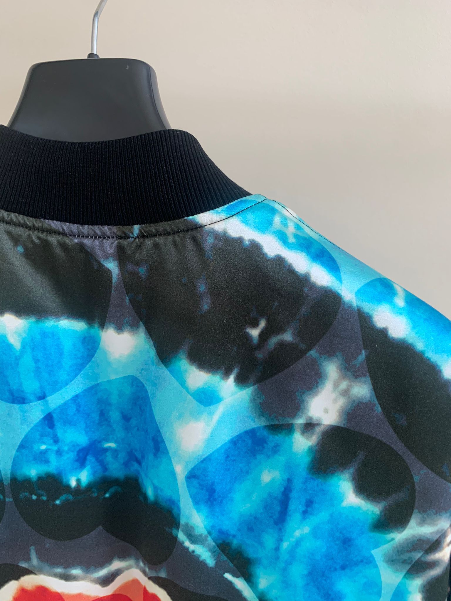 Amiri Hearts Tye Dye Bomber Jacket in Blue Tye Dye Size US M / EU 48-50 / 2 - 5 Thumbnail